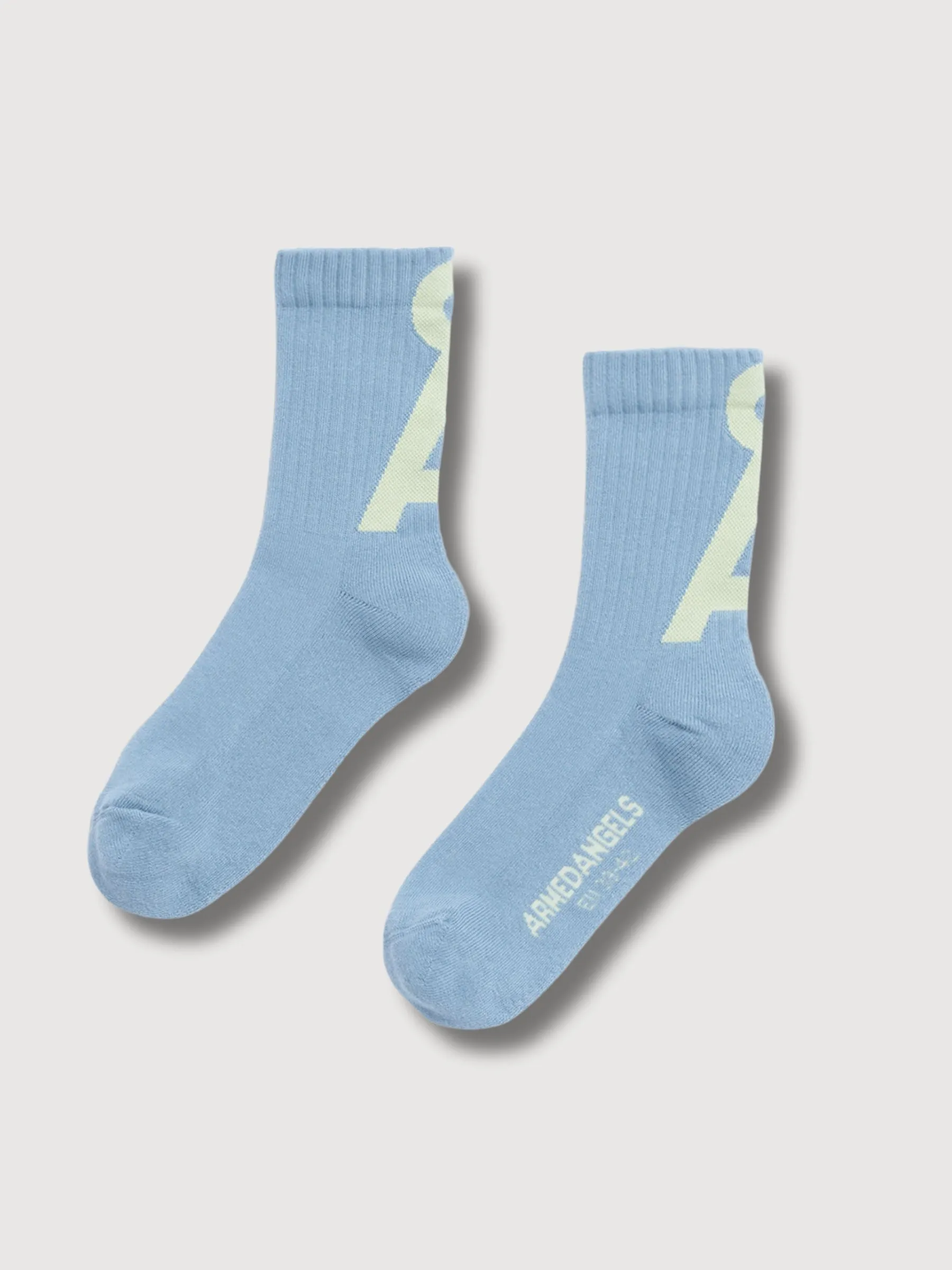 Saamus Short Pigment Blau Socken | Armedangels