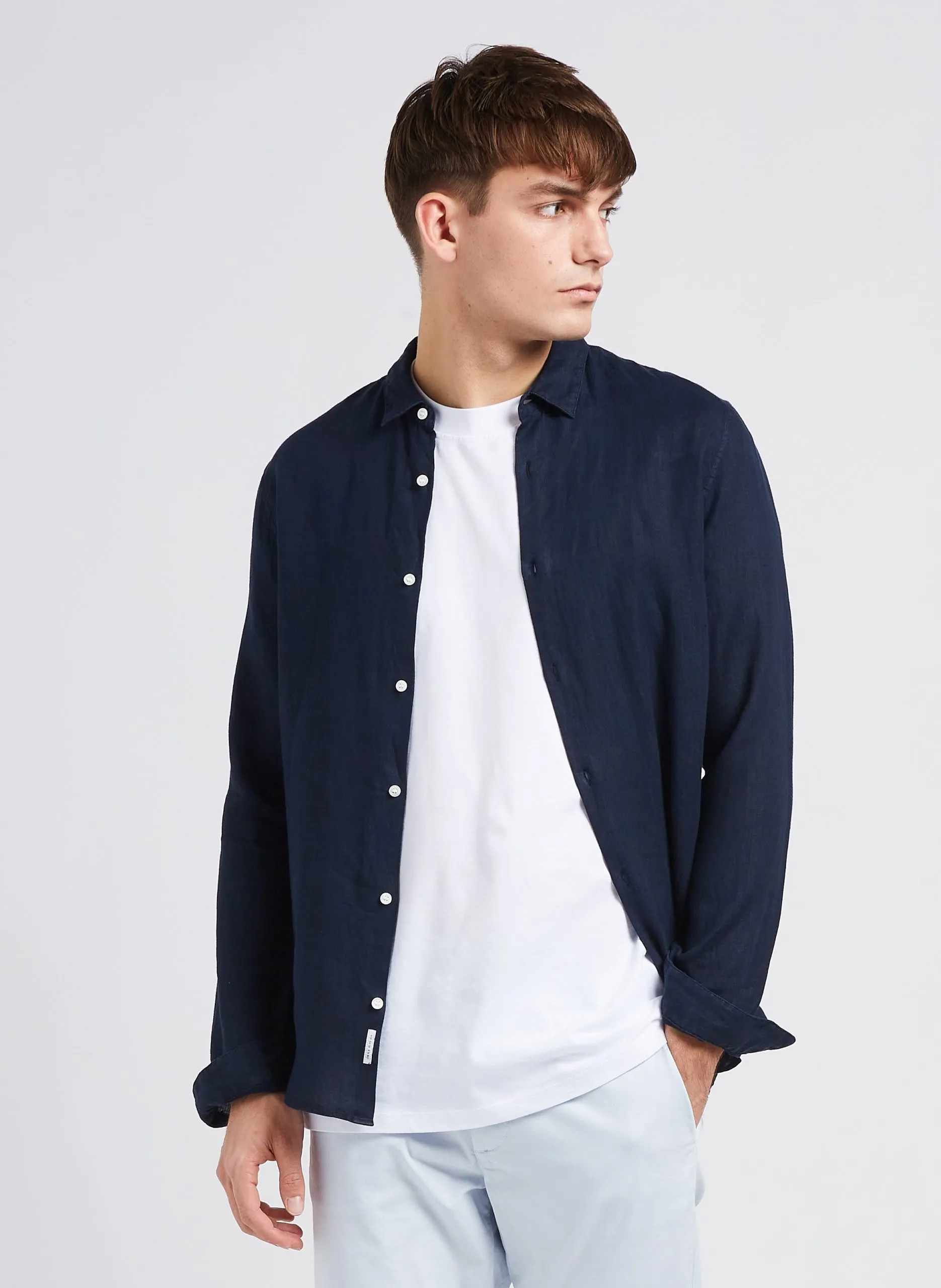 Leinenhemd mit klassischem Kragen, Slim Fit Blau