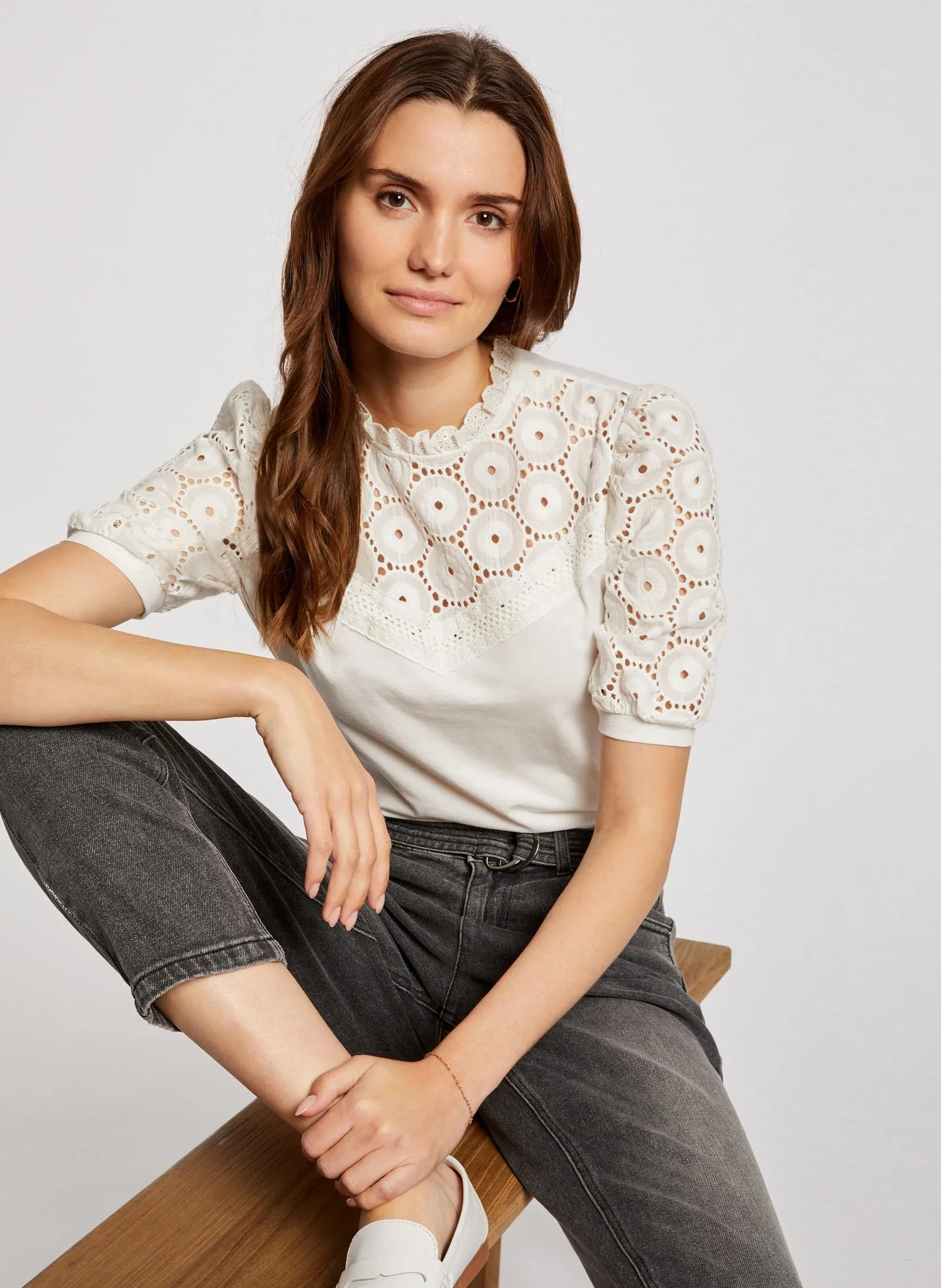 Baumwoll-Top mit Stehkragen und Stickerei Weiss 241-DULIE