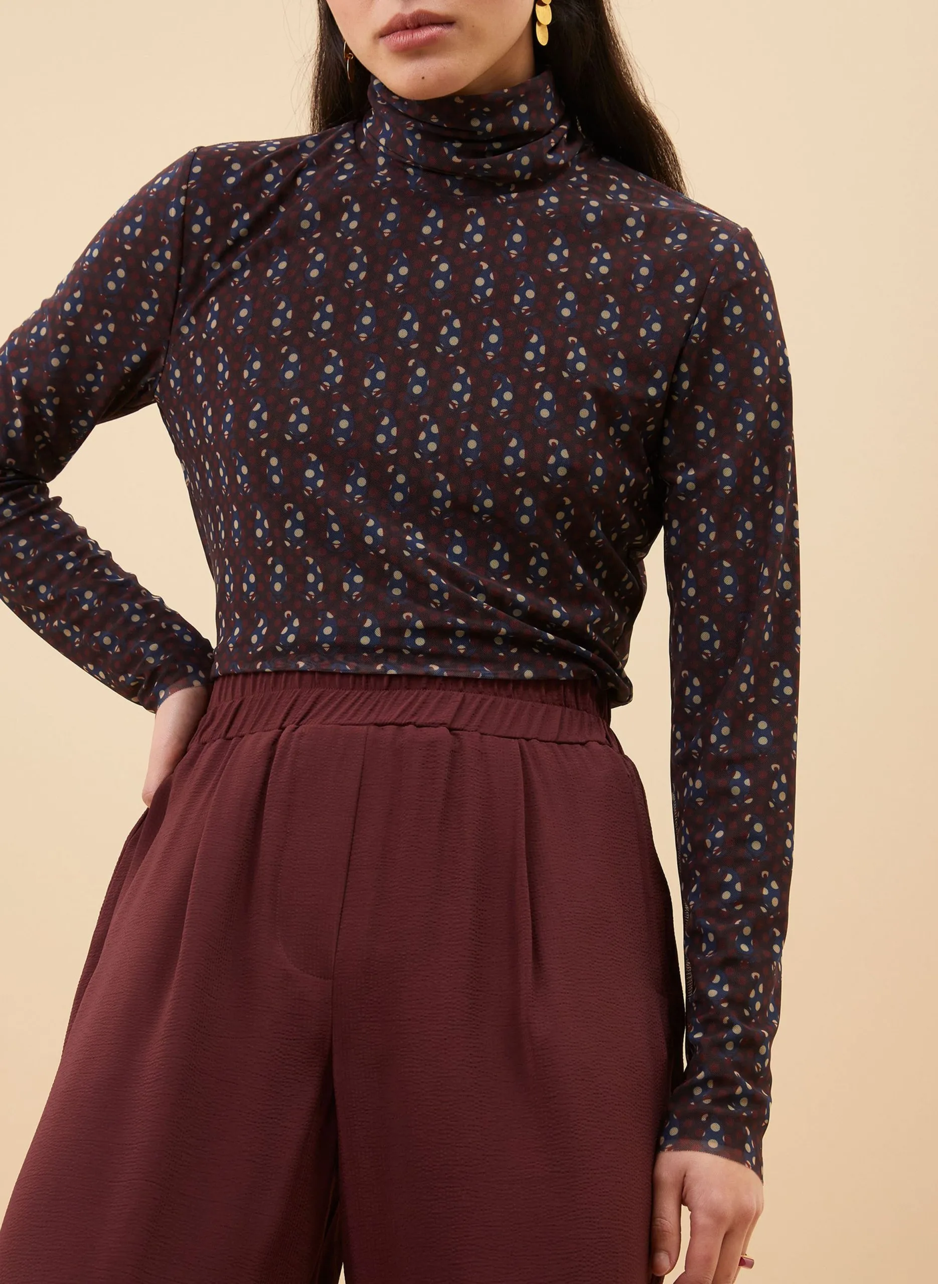 Bedrucktes langärmeliges Top mit Schalkragen Rot PAISLEY