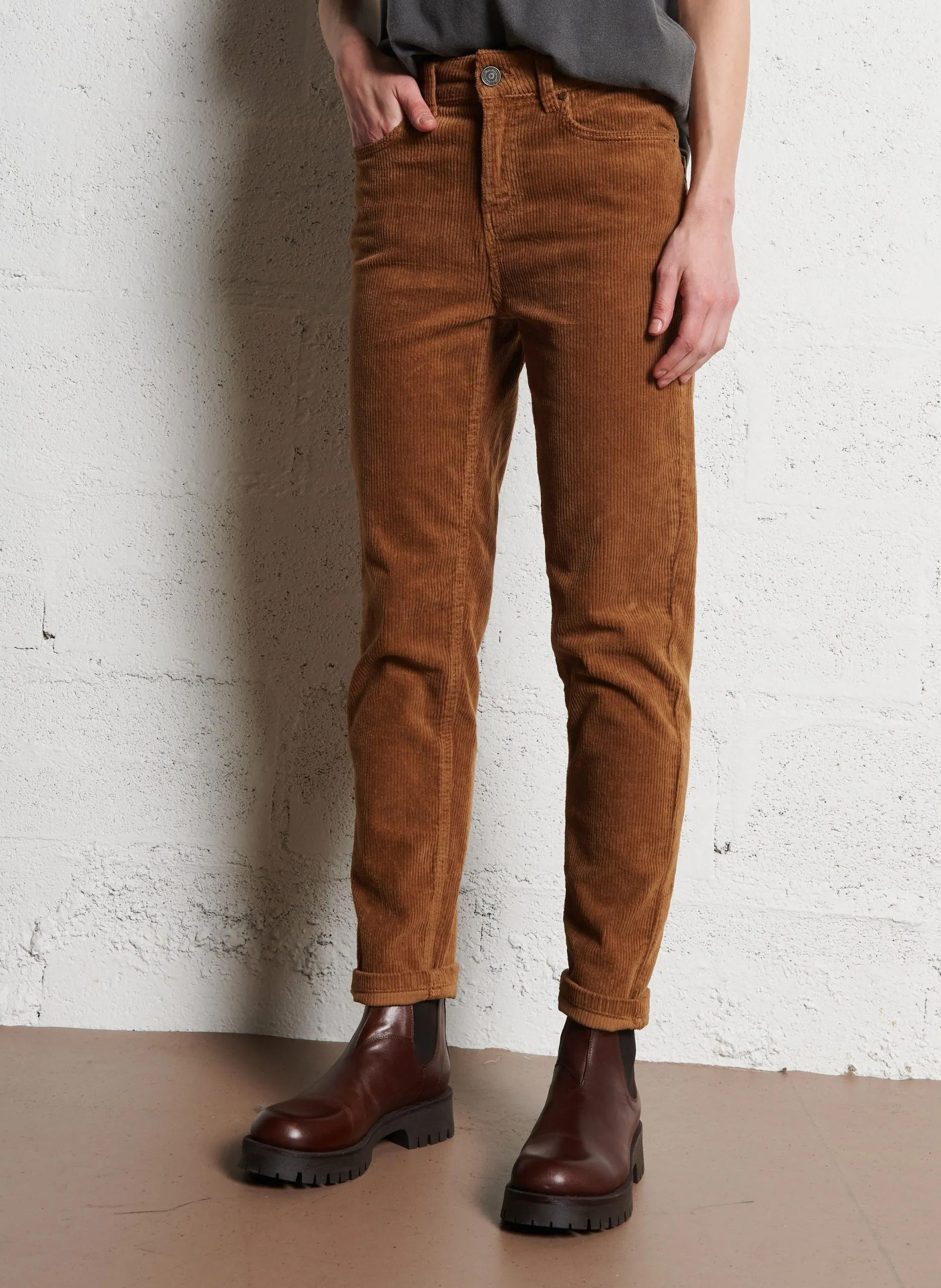 Gerade geschnittene Hose aus Stretch-Baumwollcord Beige PAVLINA