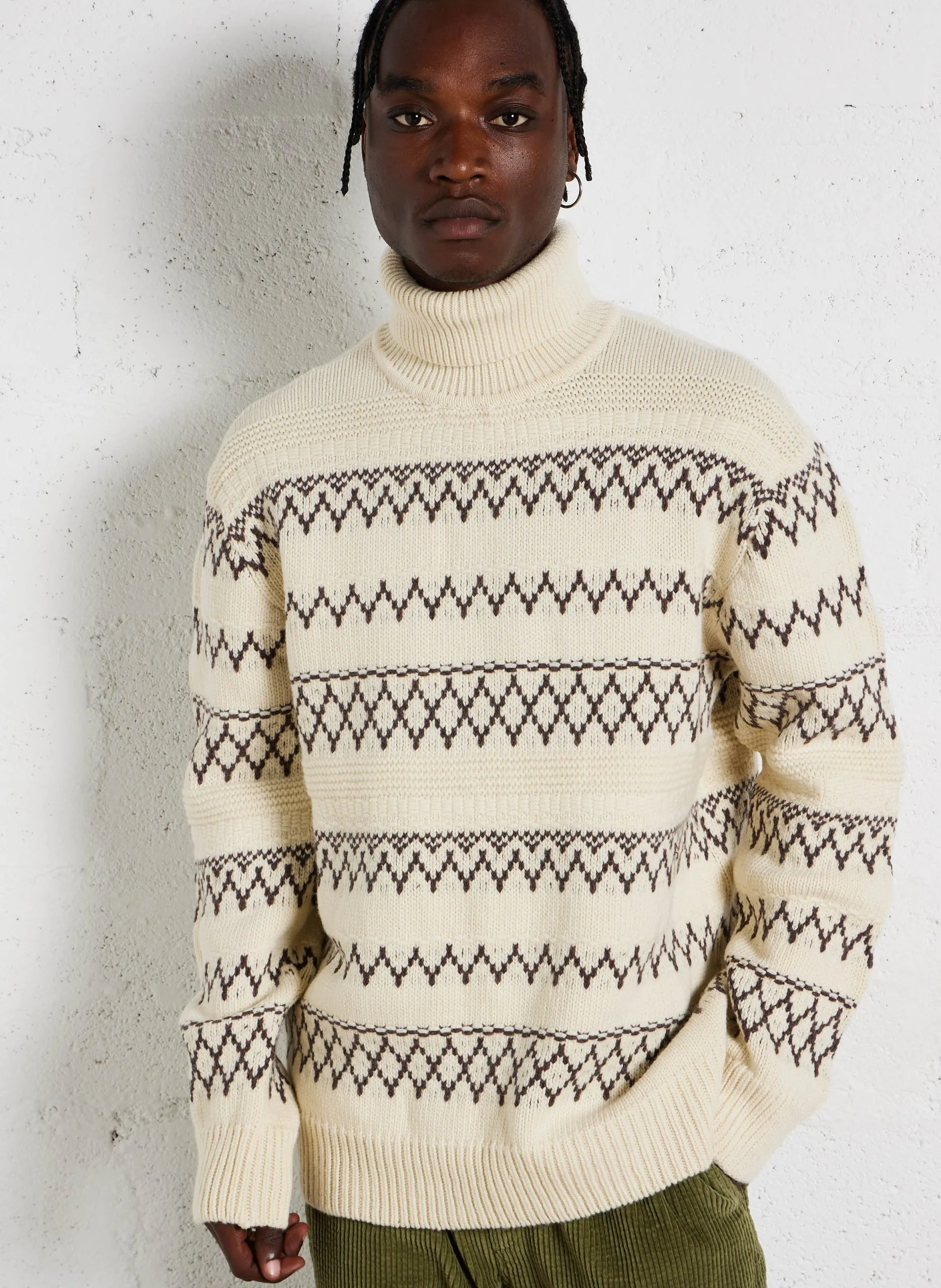 Weiter Rollkragenpullover aus Wolle Beige