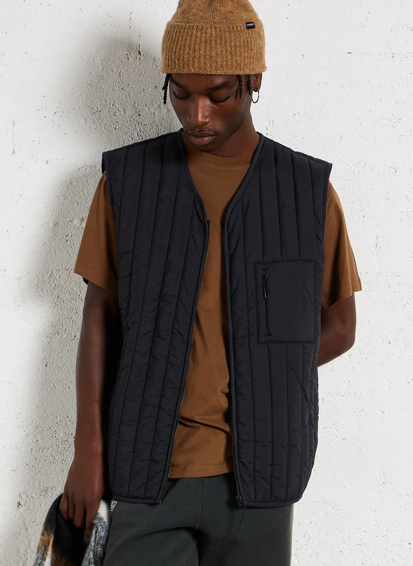 Gerade gesteppte V-Ausschnitt-Jacke Blau BANJA