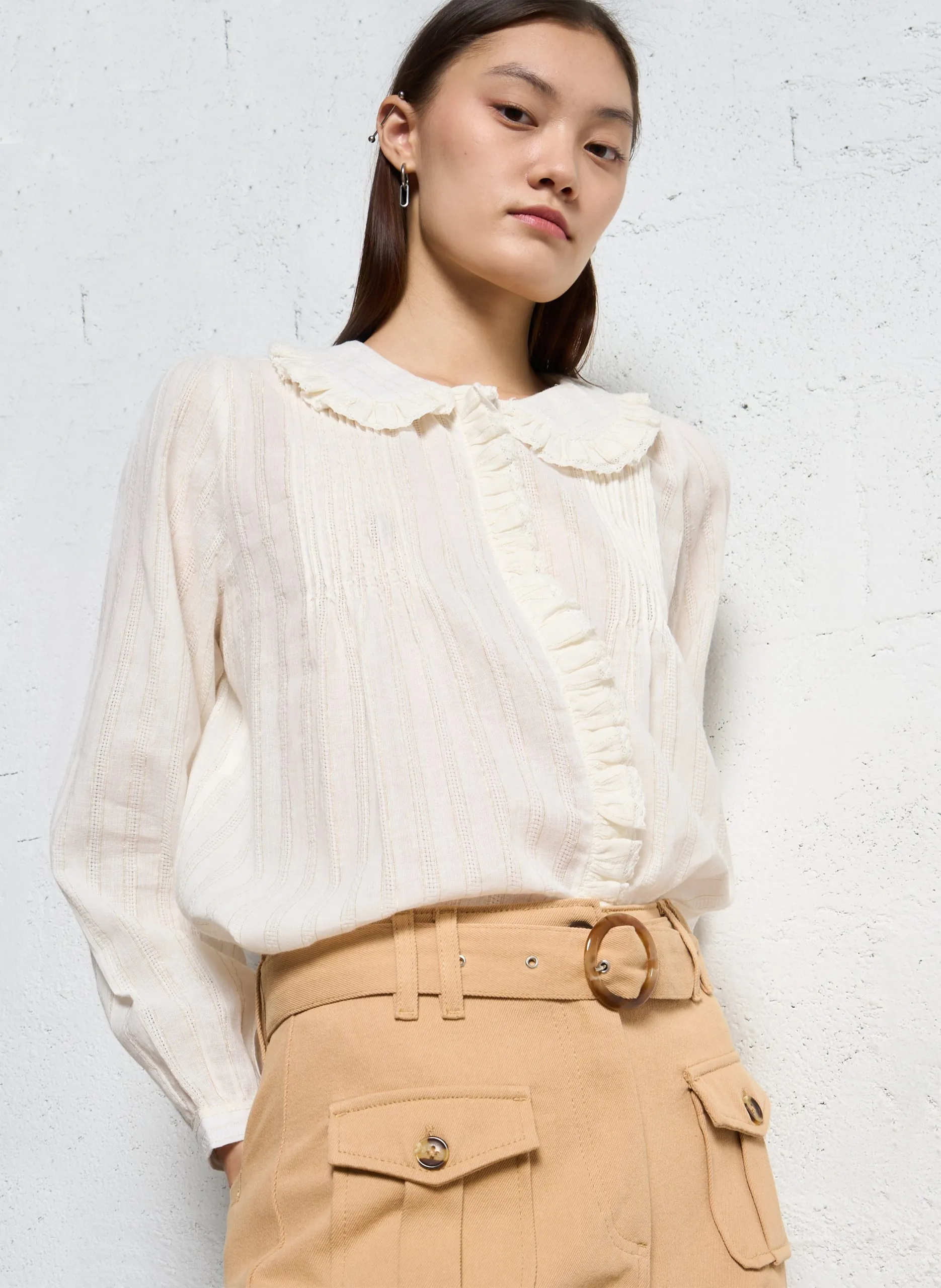 Weite Baumwollbluse mit Bubikragen Beige