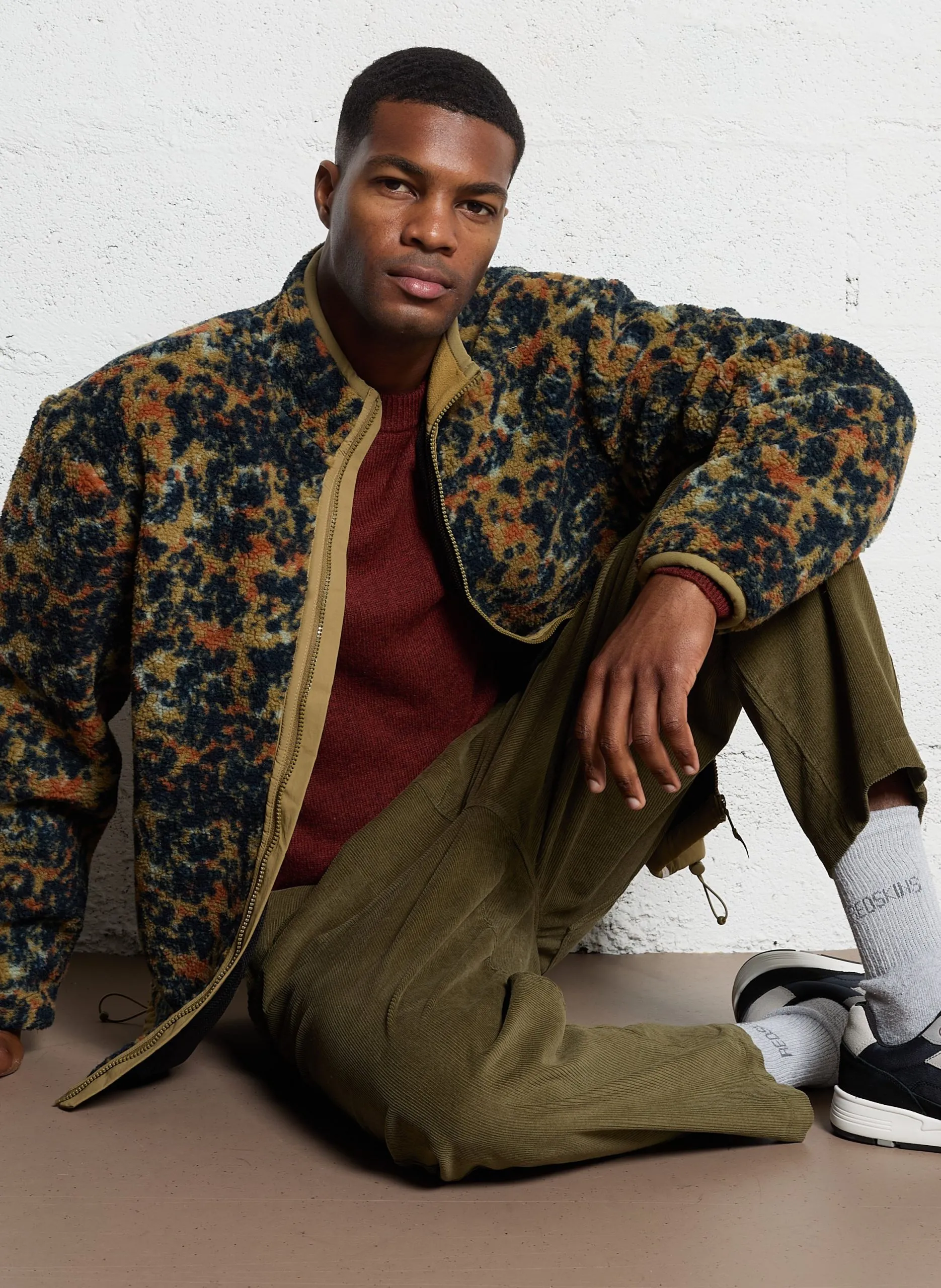 Weiter bedruckter Fleece-Pullover Grun CROWN