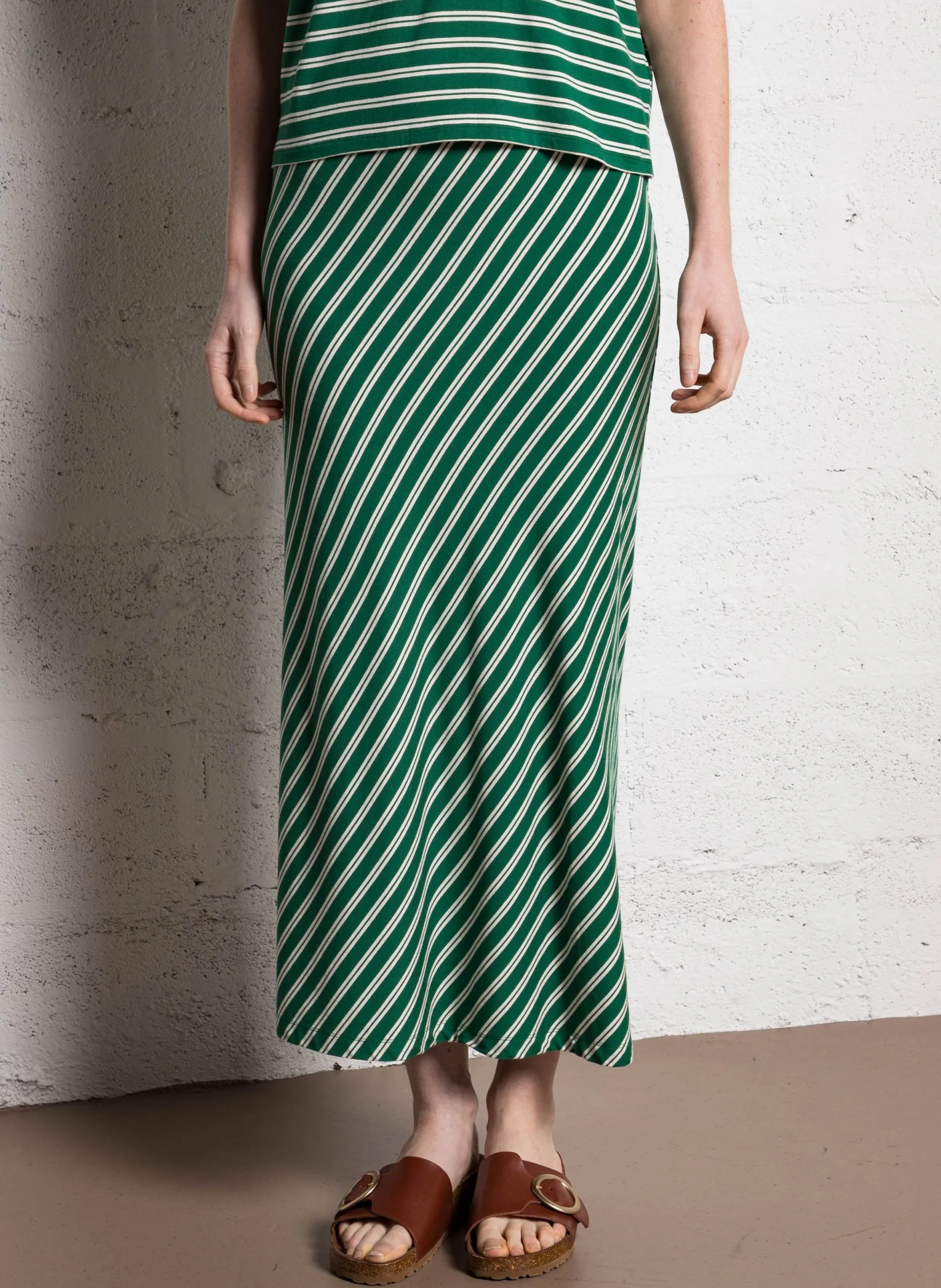 Langer Rock mit Streifen Grun