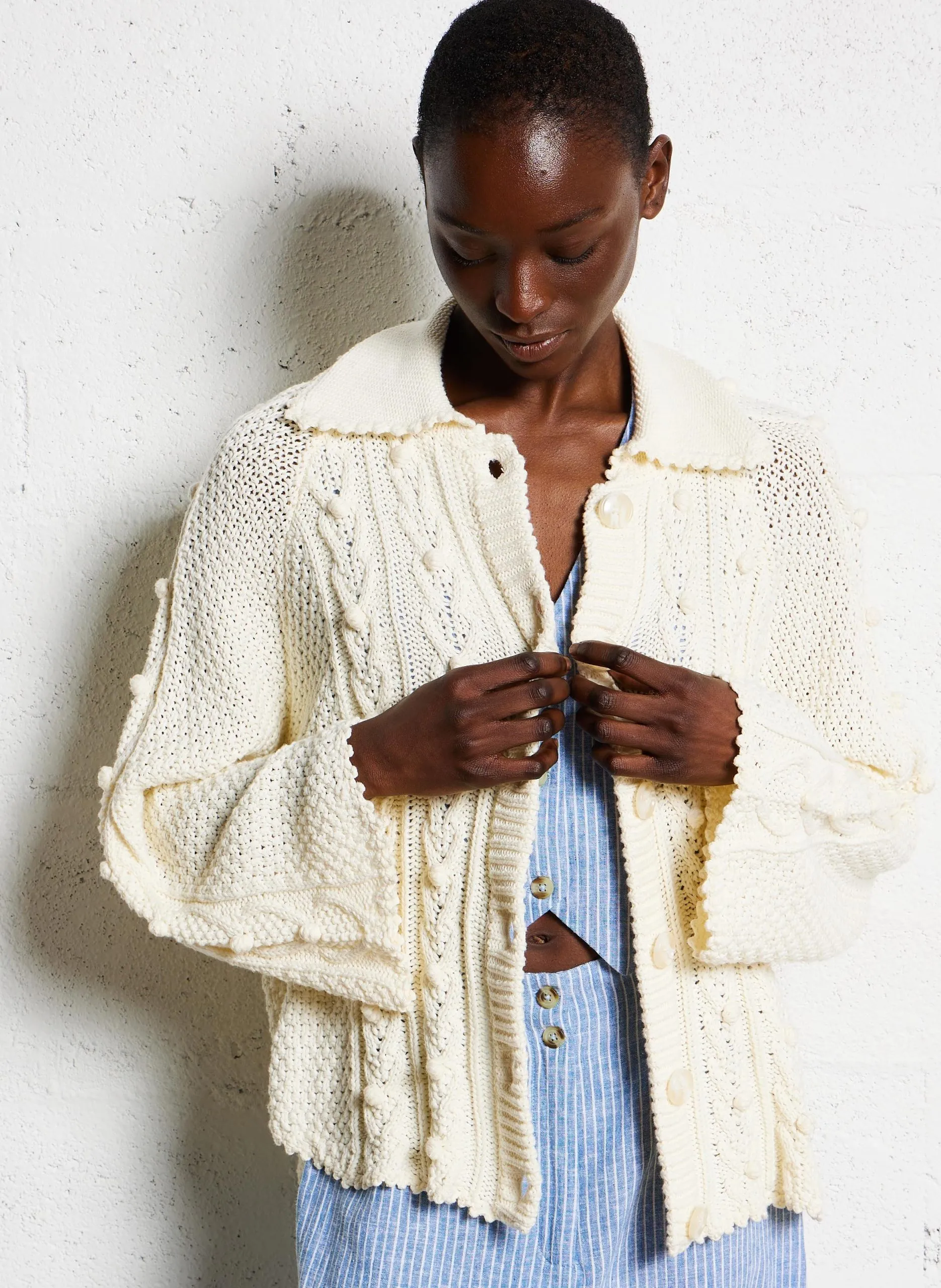 Gehäkelte Weste aus Bio-Baumwollhemd Beige KHELLANE