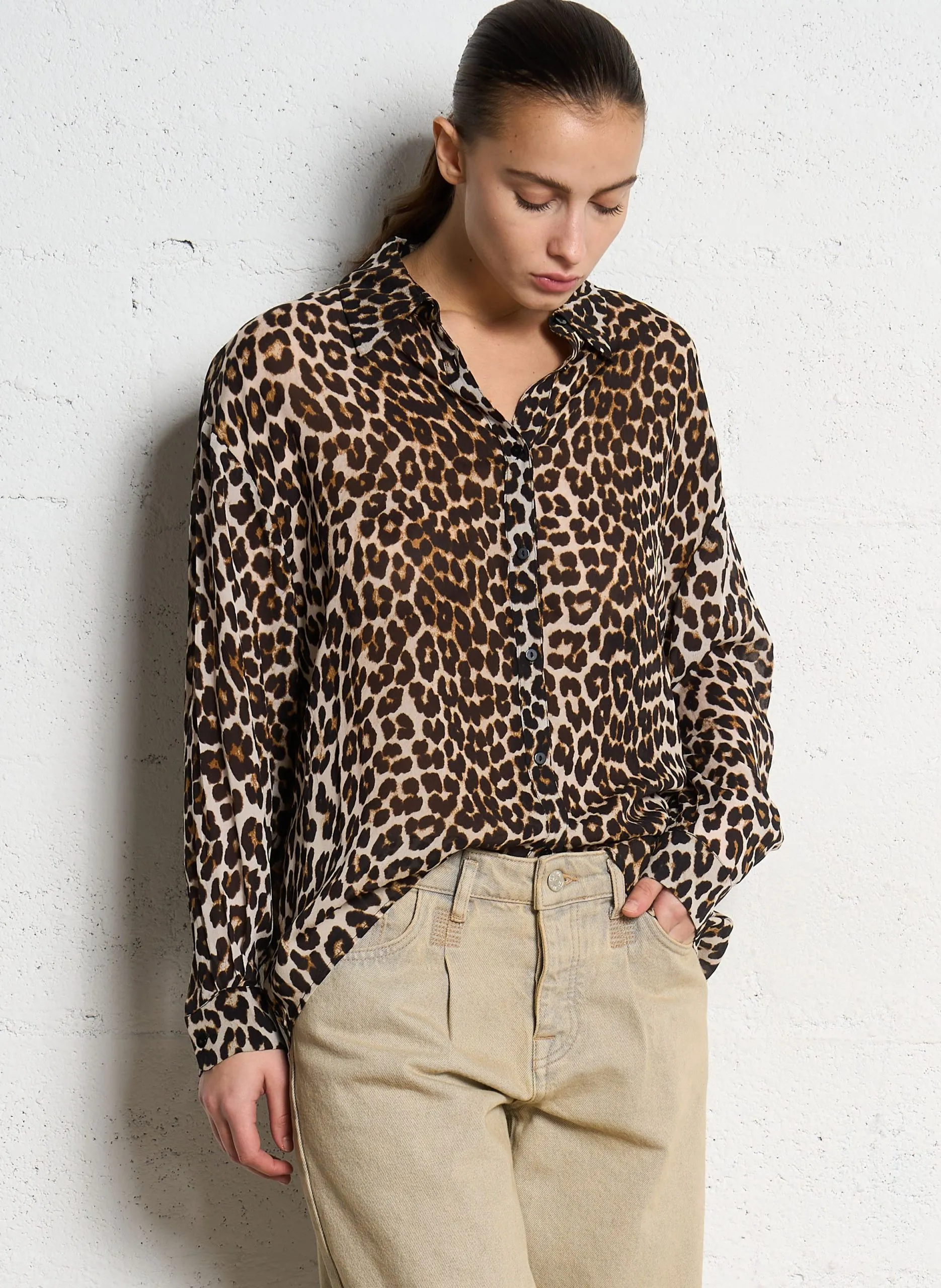 Ärmellose Bluse mit klassischem Kragen und Print Beige LYRIC