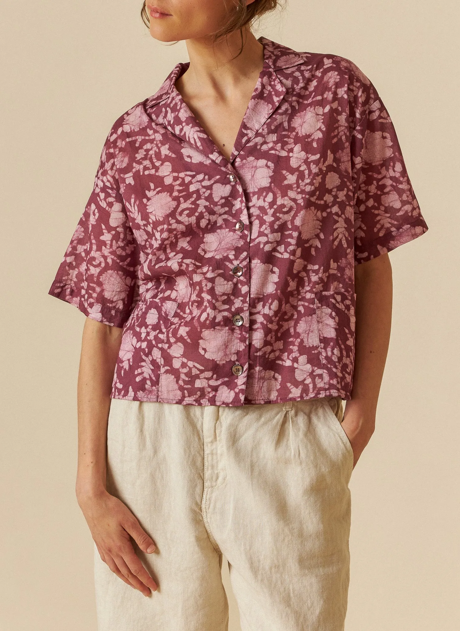 Bio-Baumwollbluse mit klassischem Kragen Violett