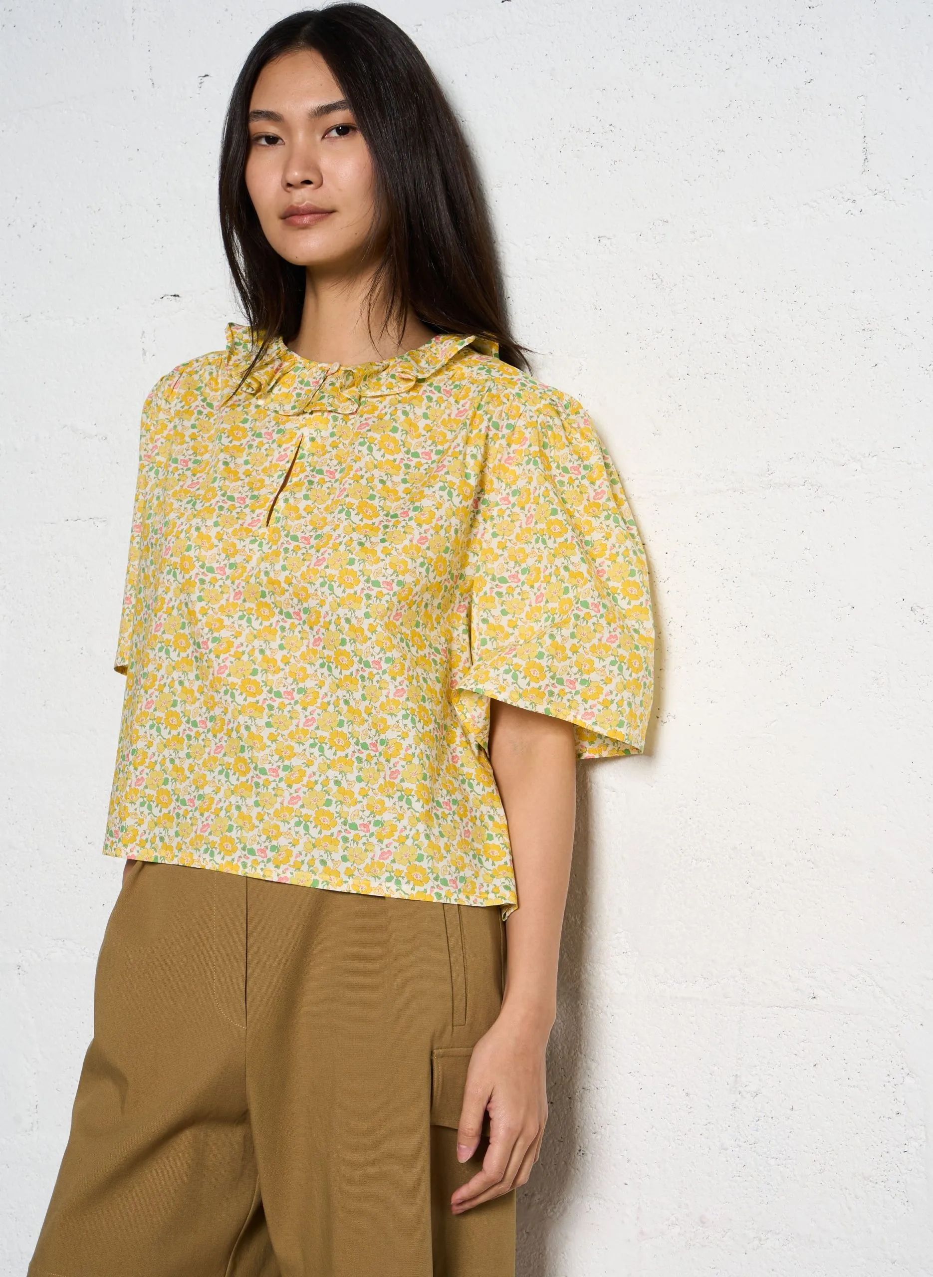 Weites Blumentop aus Baumwolle Gelb SWAN