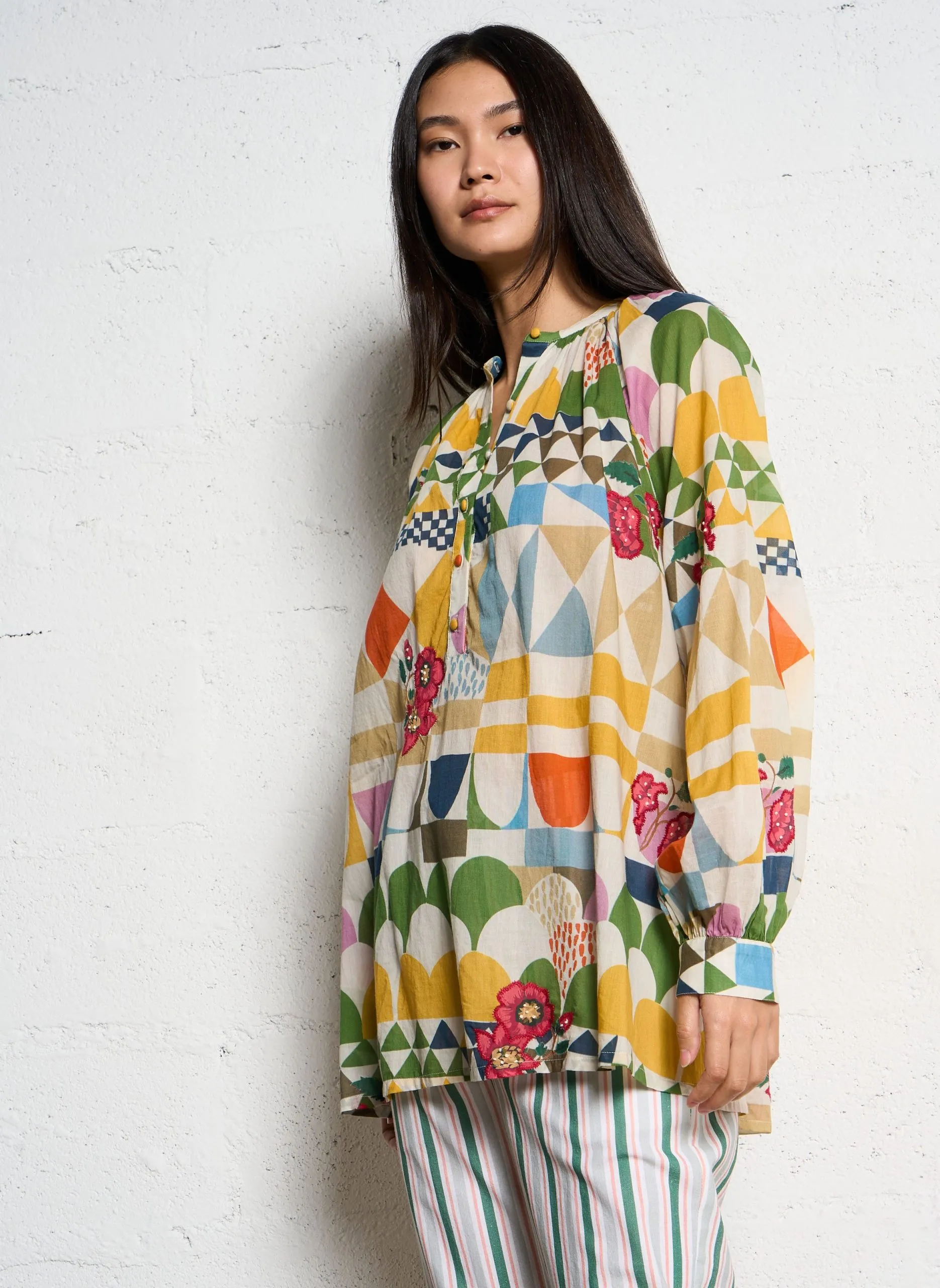 Weite, bedruckte Bluse aus Baumwolle Mehrfarbig LAKSHMI