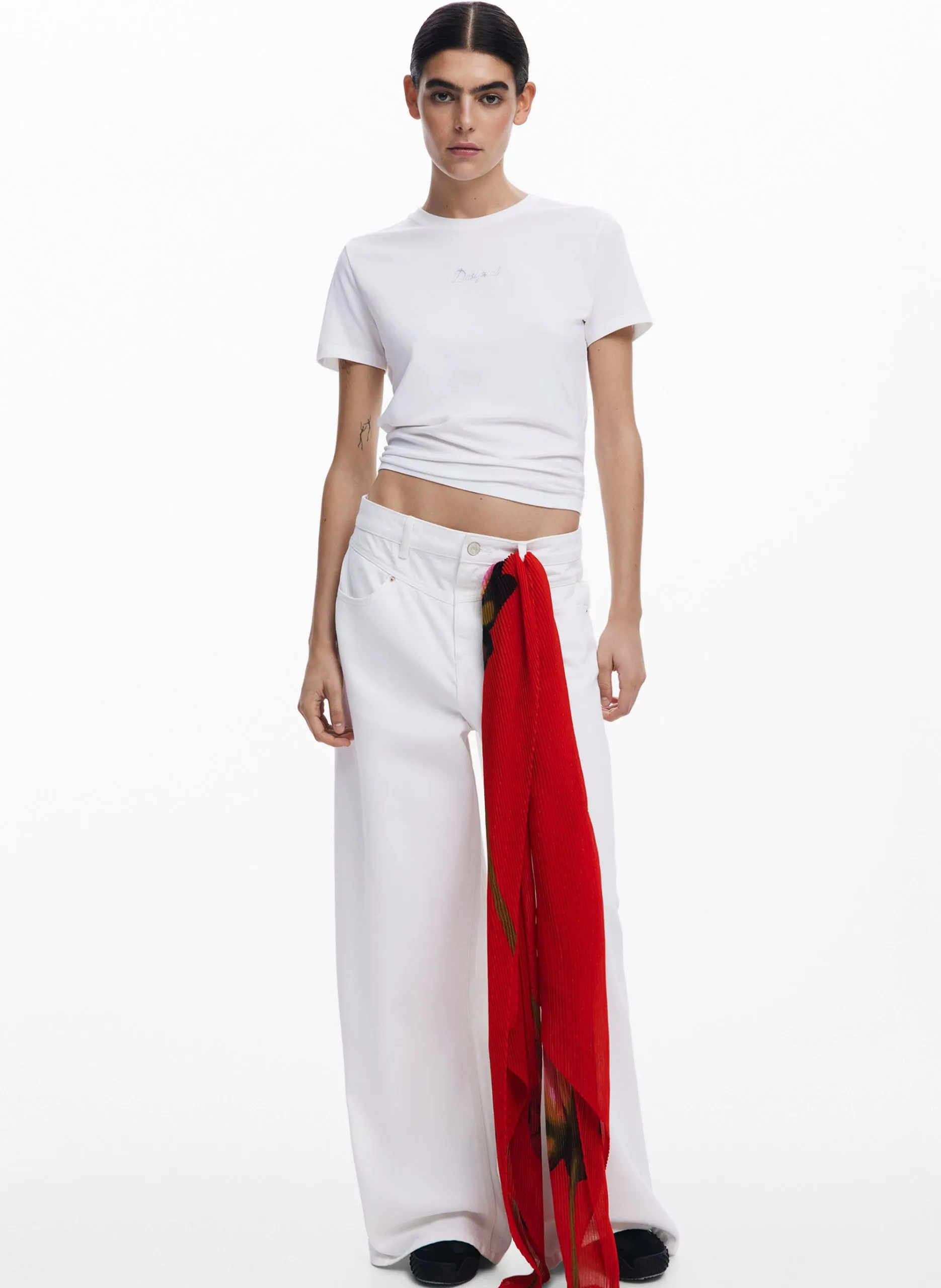 - 86 x 182 cm. Orange