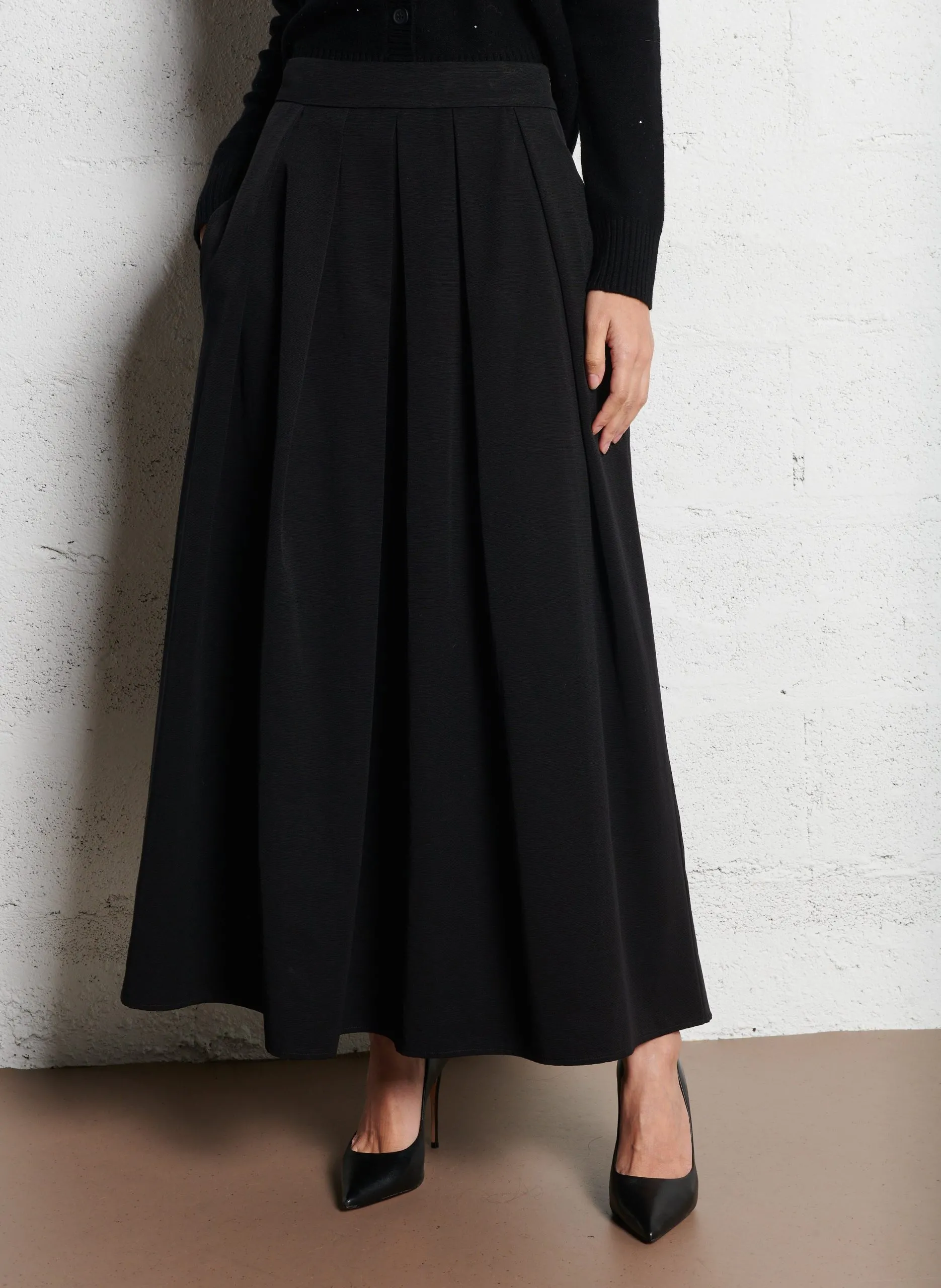 Langer ausgestellter Rock Schwarz ETINCELLE