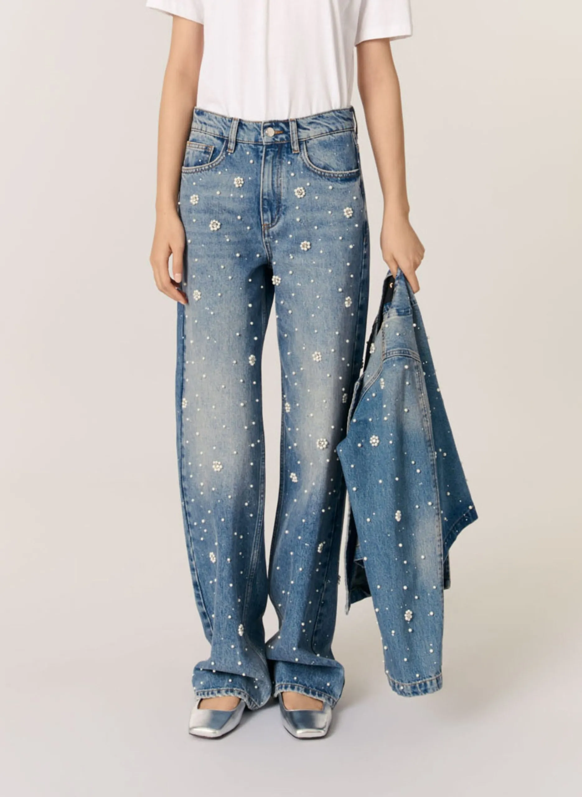 Weit geschnittene bestickte Jeans Blau