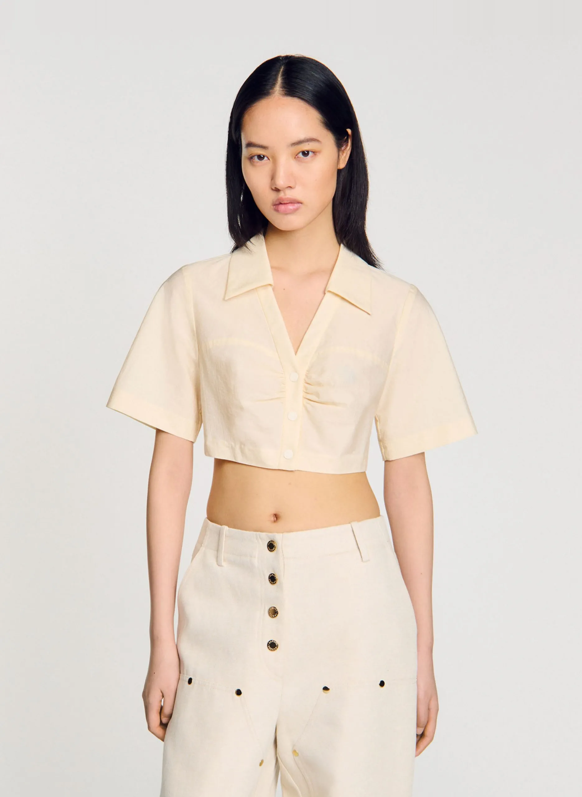 Taillierte Hemdbluse mit klassischem Kragen aus Baumwollmischung Weiss