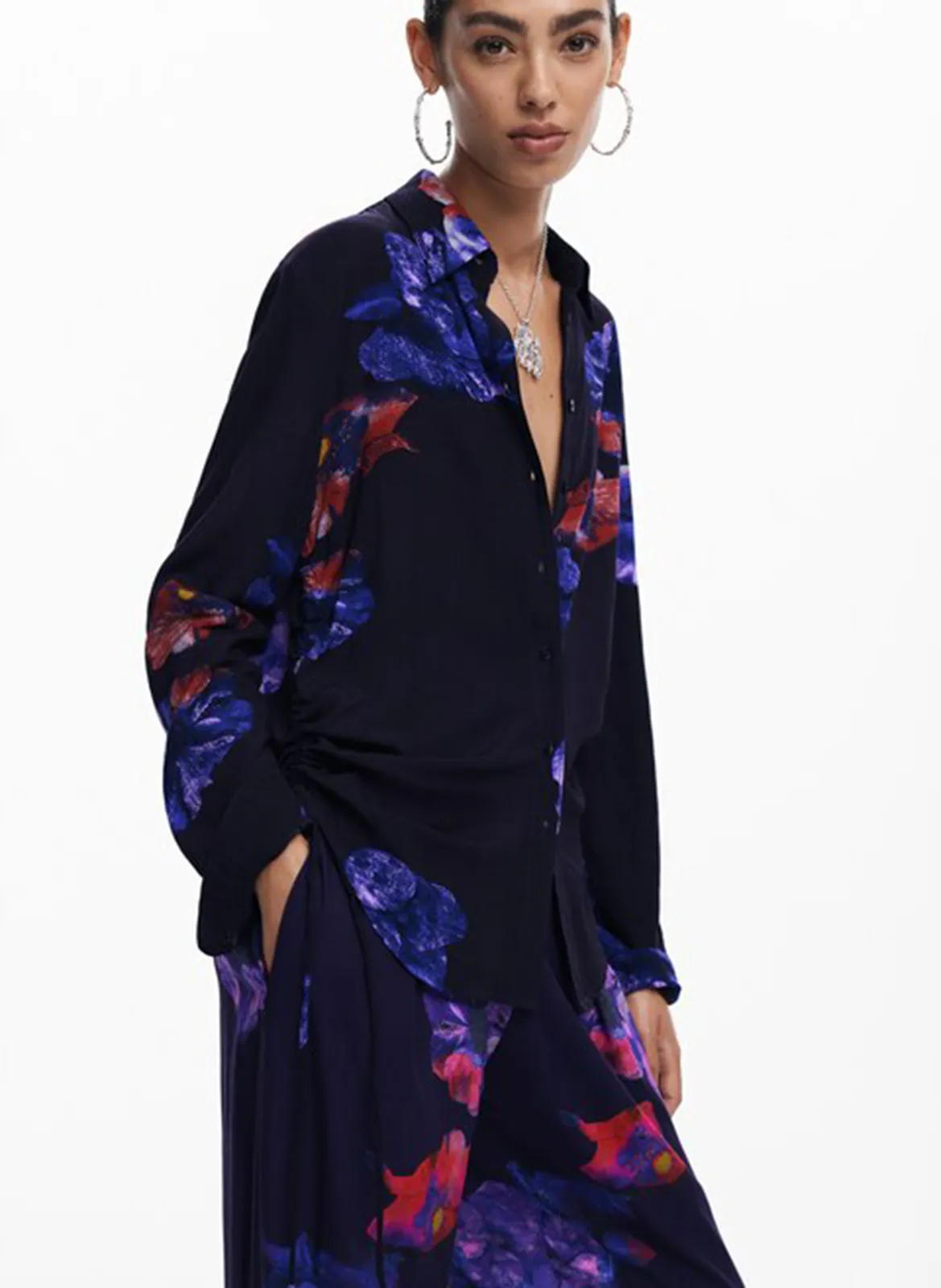 Gerade geschnittene Hose mit Print Schwarz