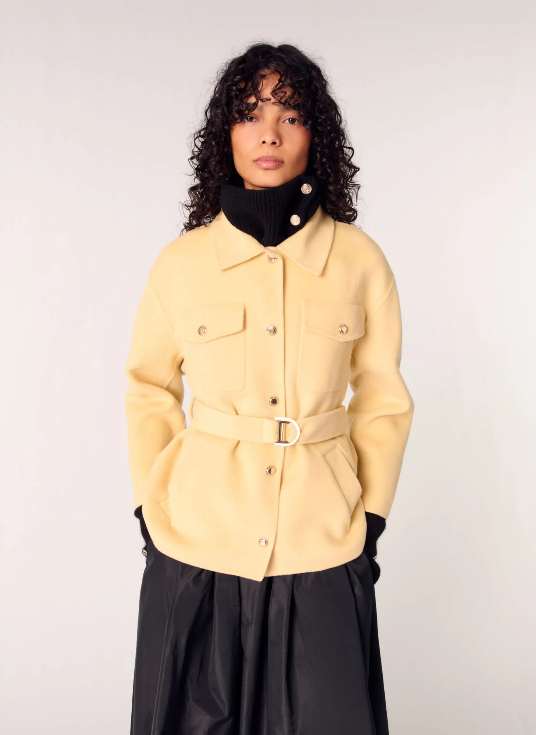 Gerade geschnittene Jacke aus Wollmix Gelb