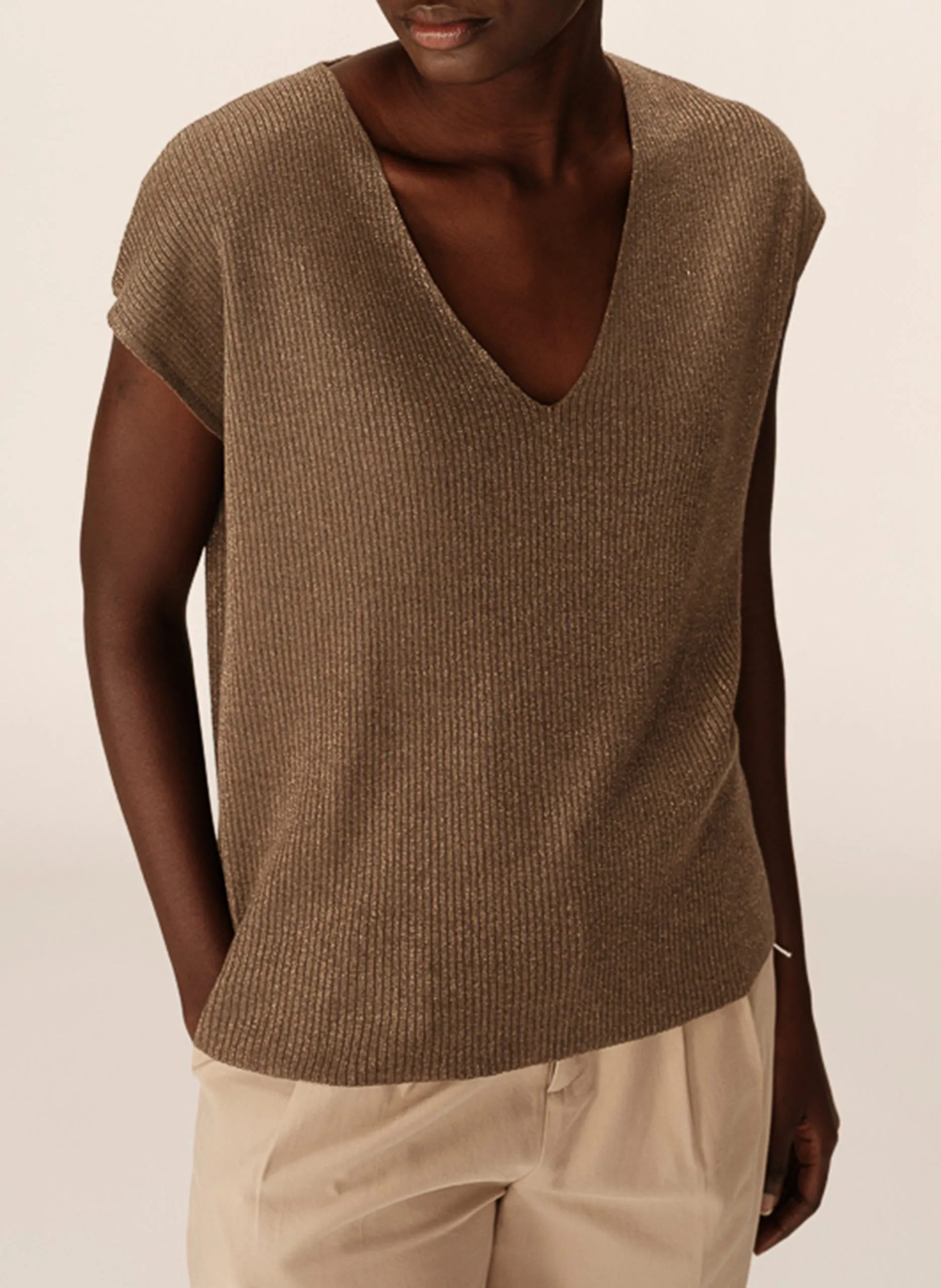 Kurzärmliger Pullover mit V-Ausschnitt Grun PACINO