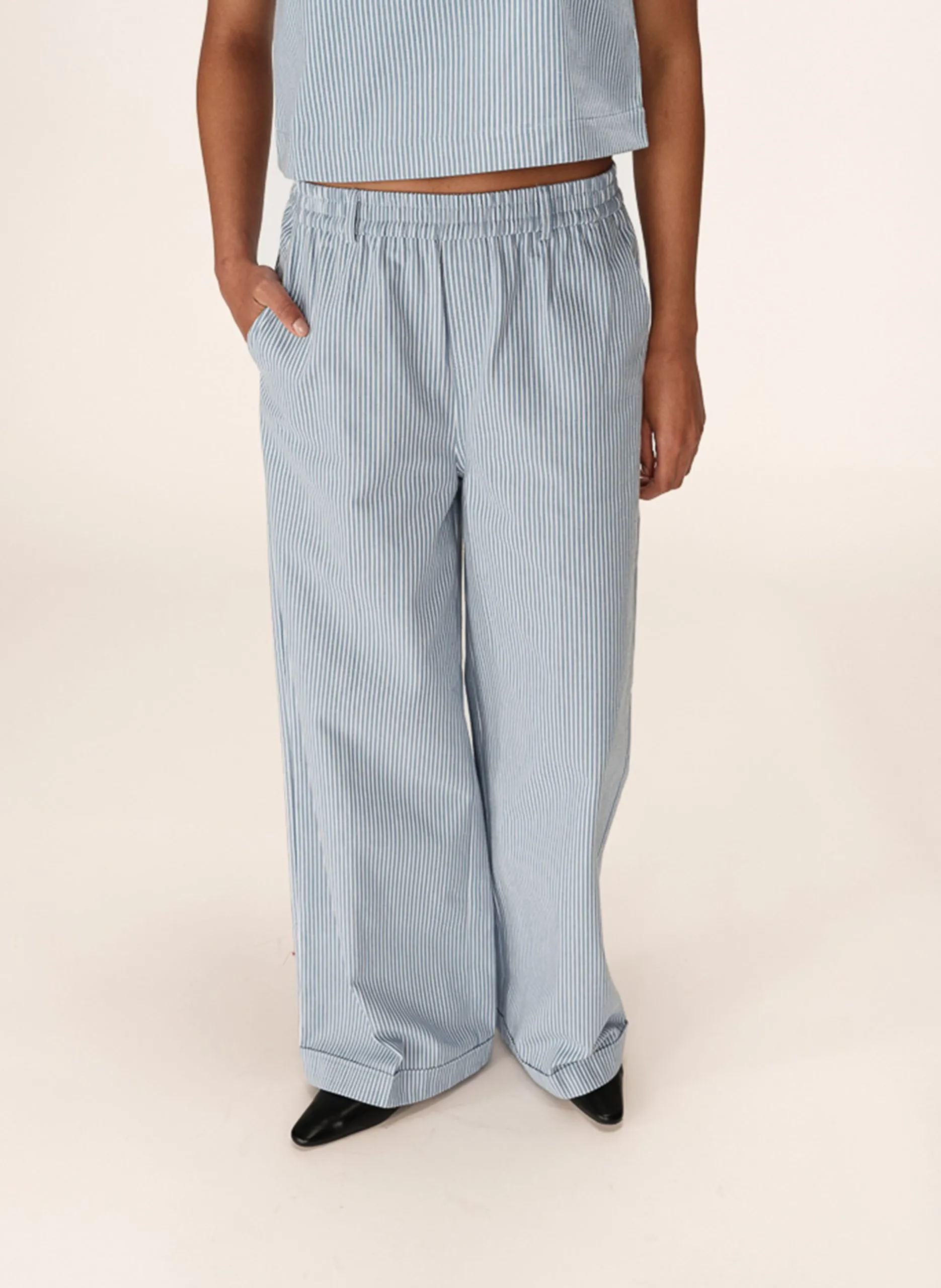 Gerade geschnittene, fließende Streifenhose Blau PATINE