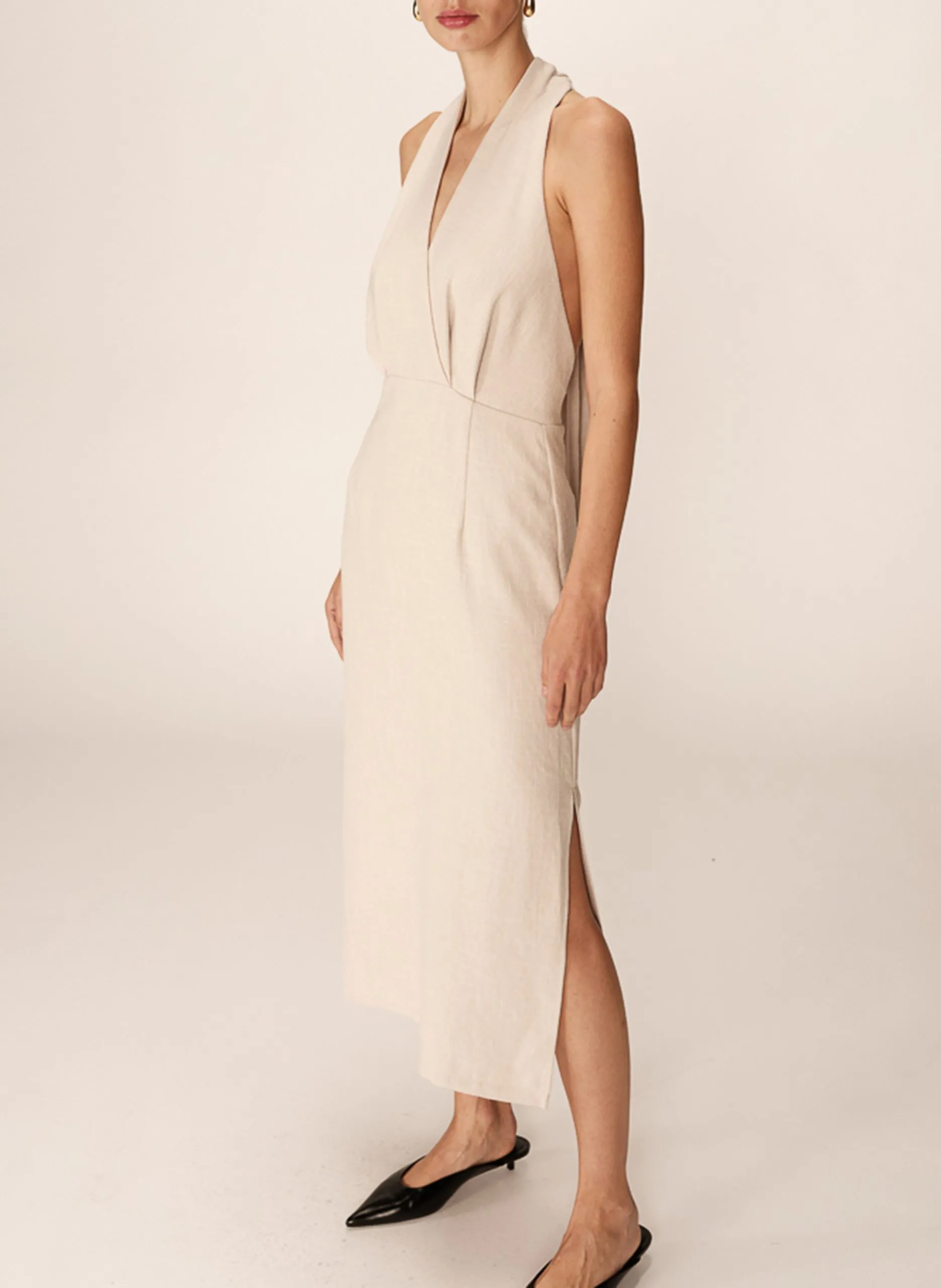 Kleid mit V-Ausschnitt Beige PERLA