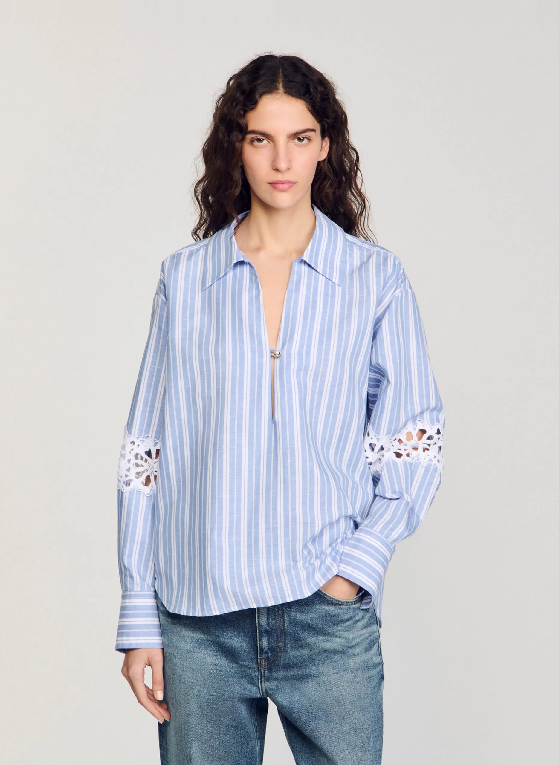 Weites Top mit klassischem Kragen aus Baumwollmischung Blau