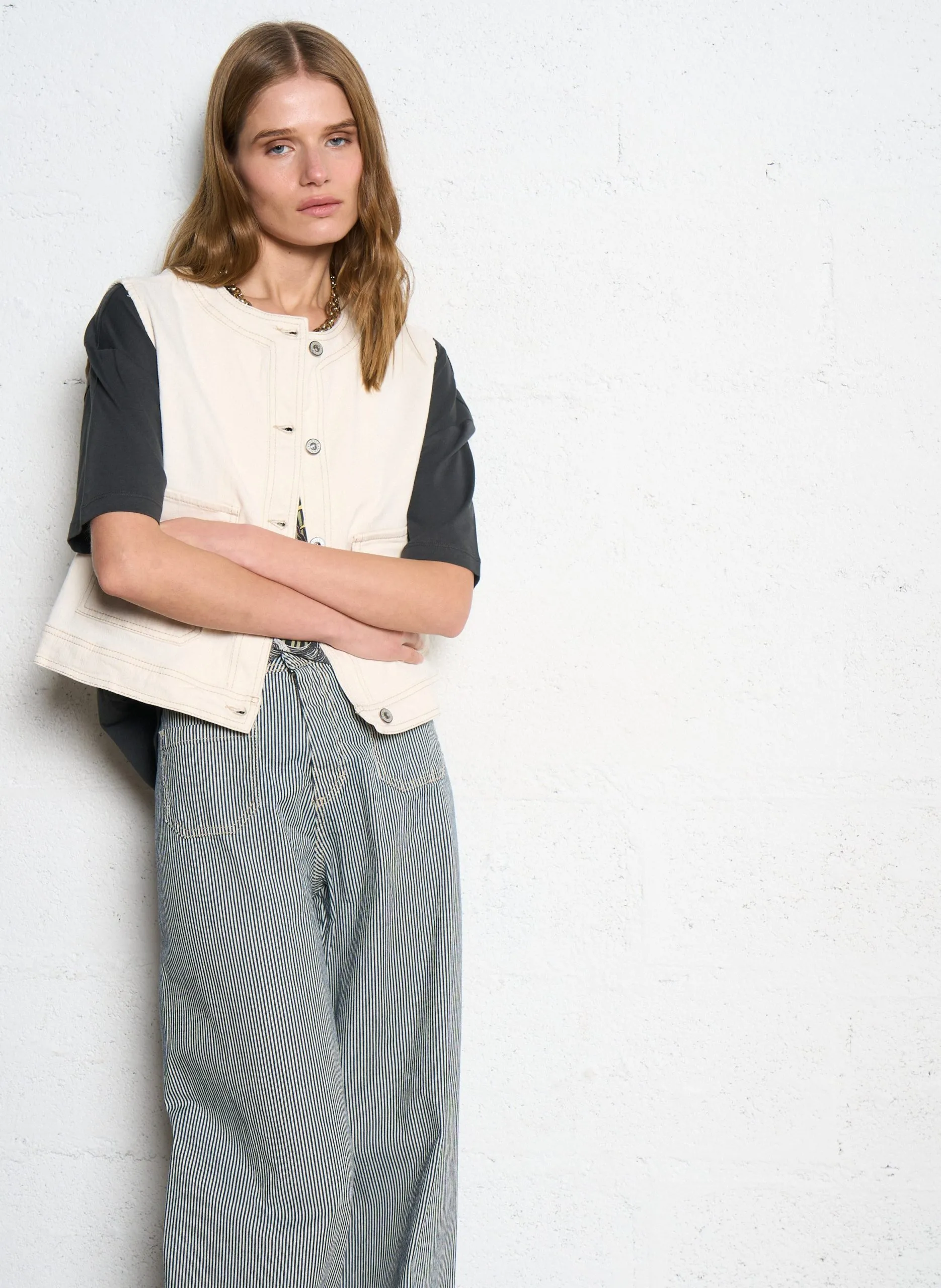 Jeansjacke mit Rundhalsausschnitt Beige