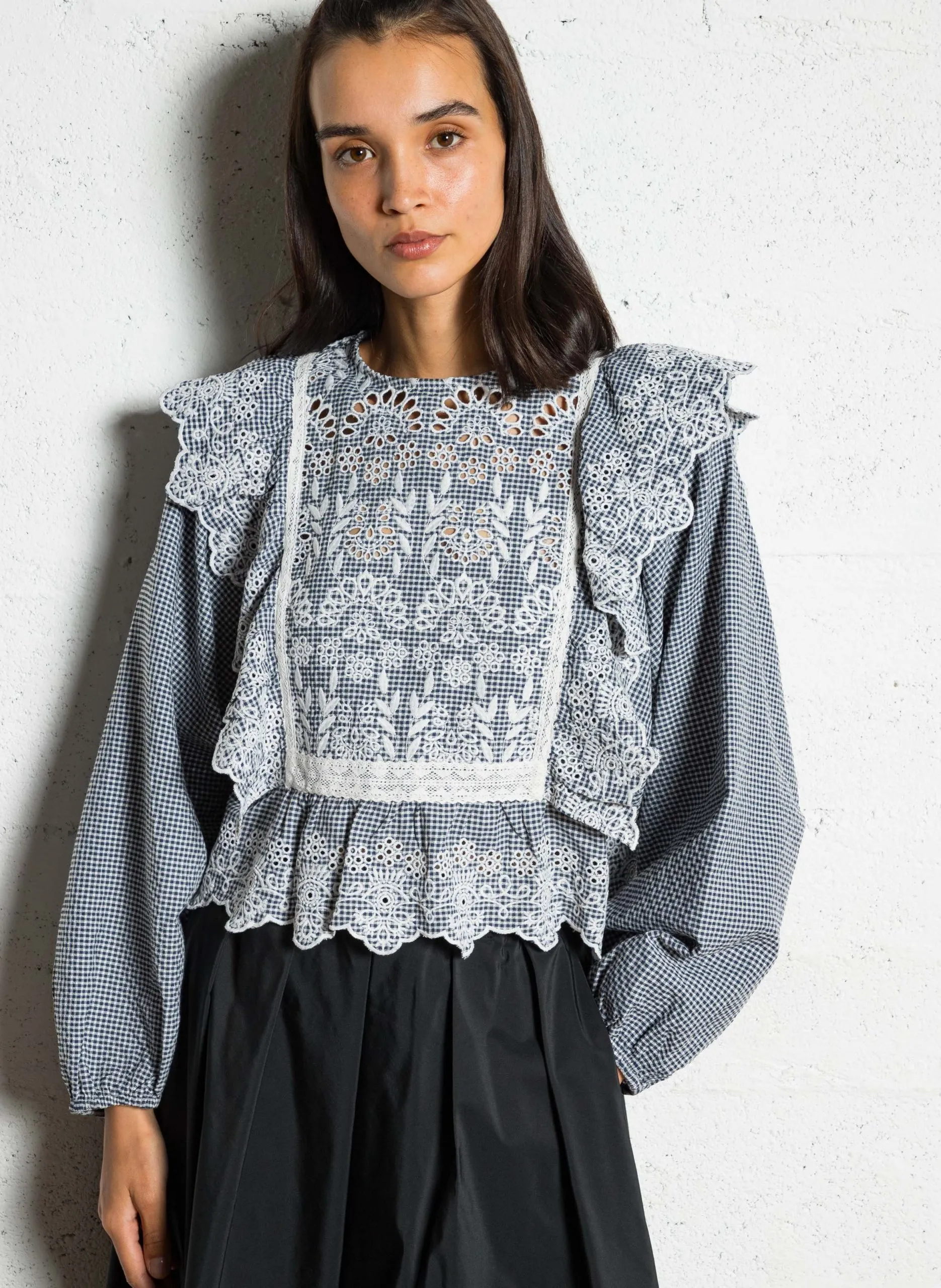 Besticktes, langärmliges Top Blau ORAZIO