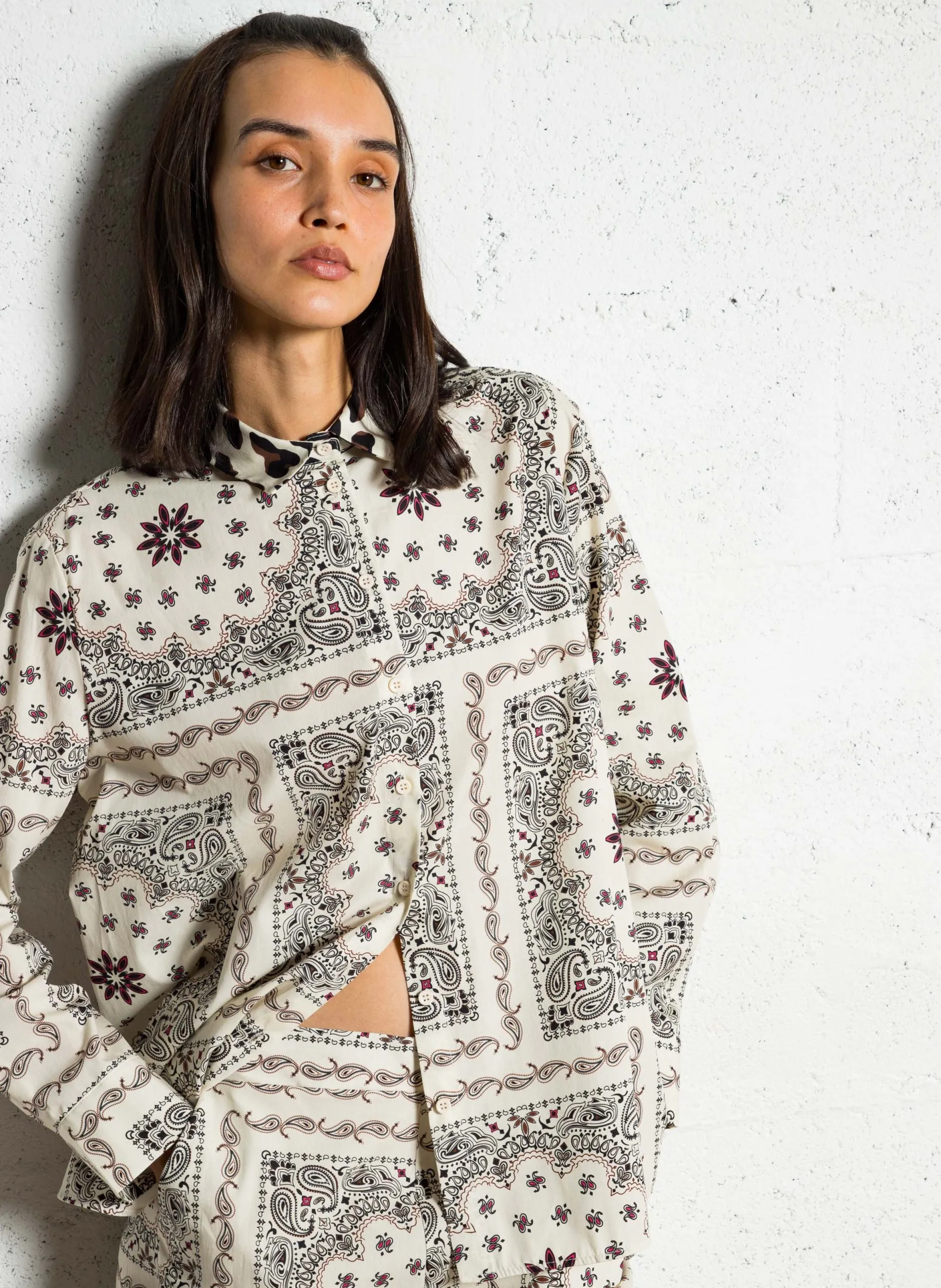 Bedruckte Oversize-Bluse aus Baumwolle Beige