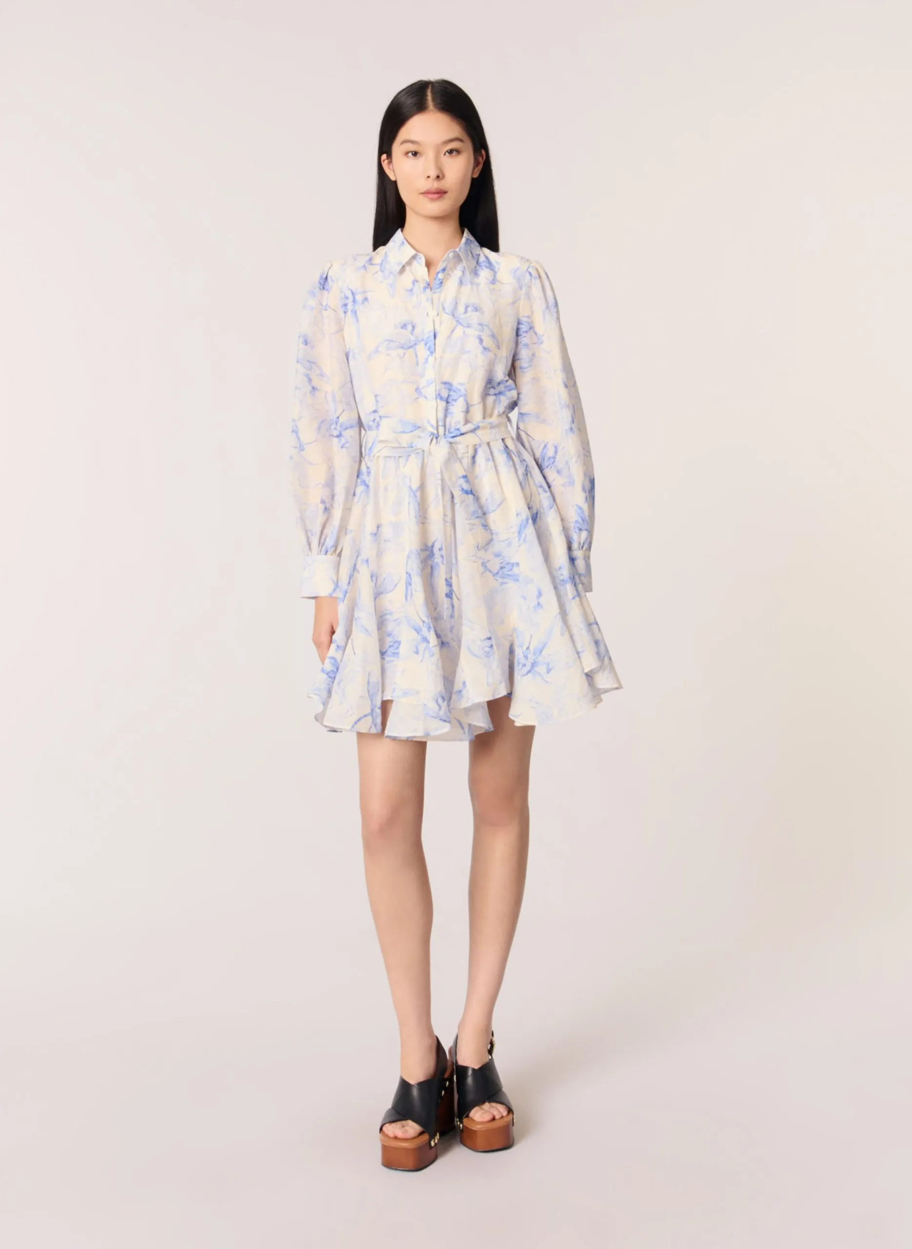 Taillertes Kurzkleid aus Leinen-Mix mit klassischem Kragen Blau