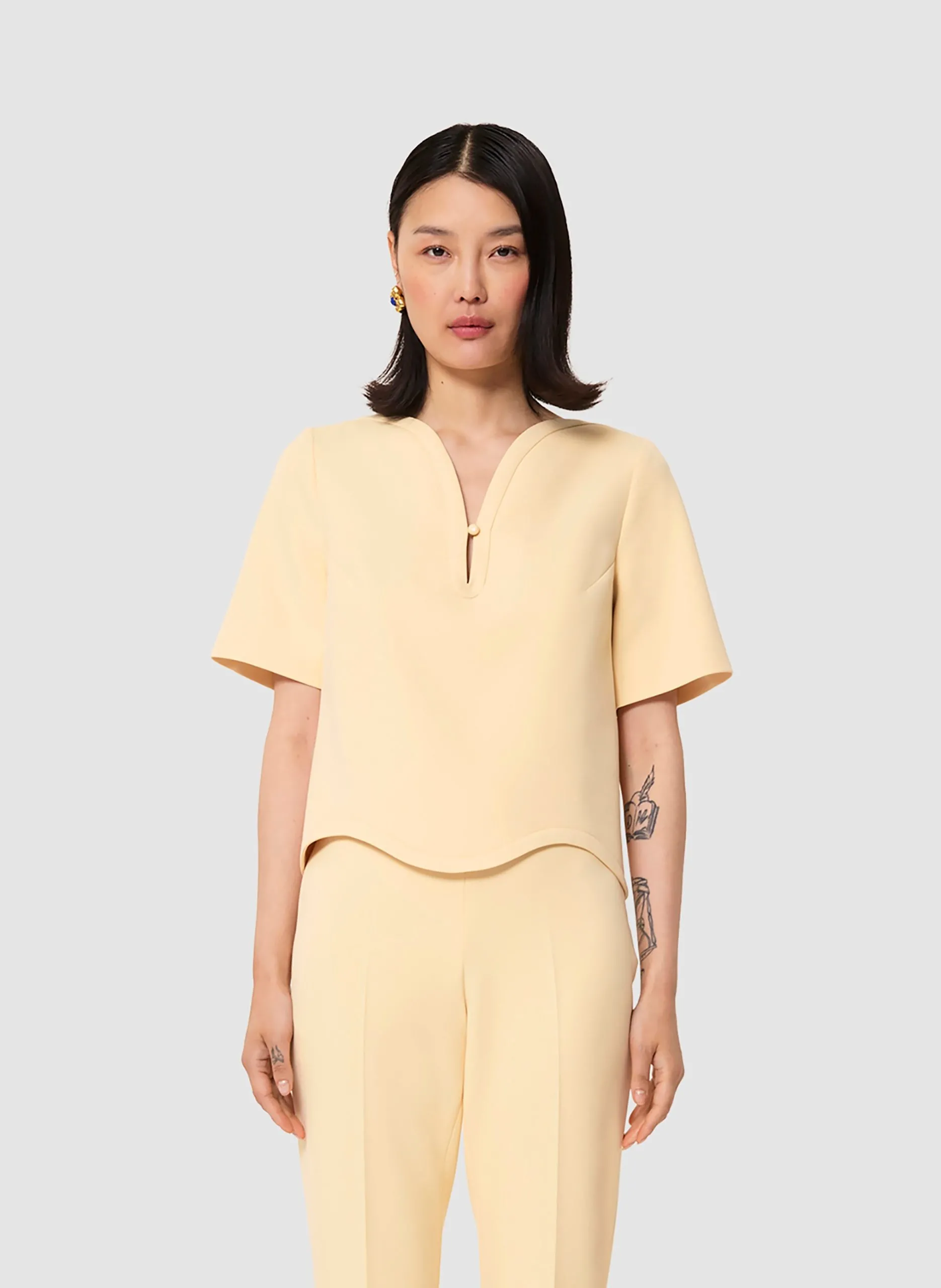 Effy - Oberteil mit V-Ausschnitt Gelb TILMA