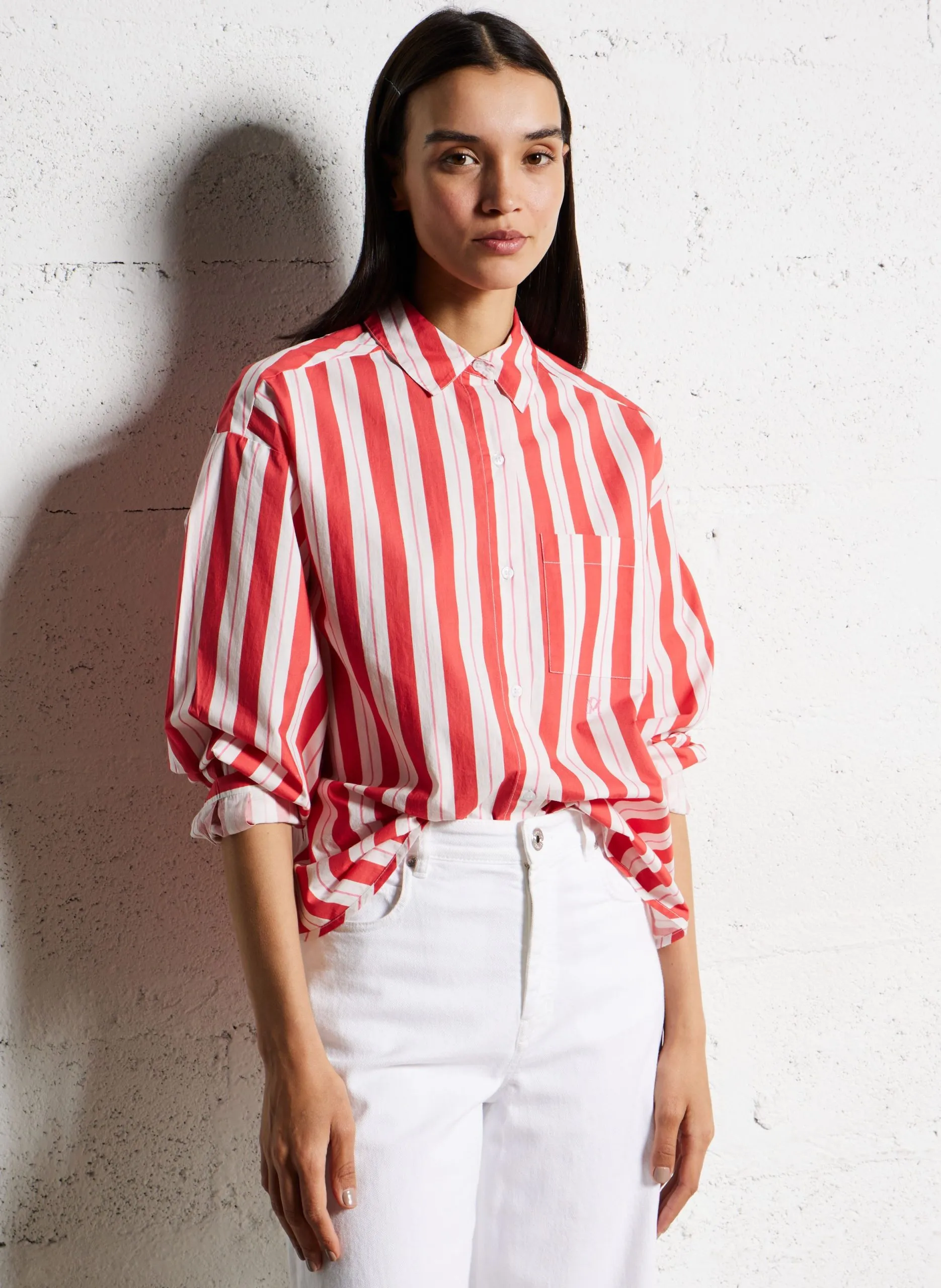 Oversize-Bluse aus Baumwolle mit klassischem Kragen Rot TATIN