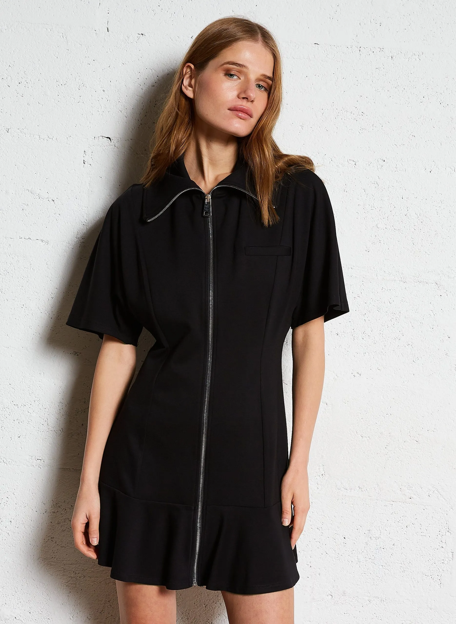 Kurzes Kleid mit Reißverschluss Schwarz