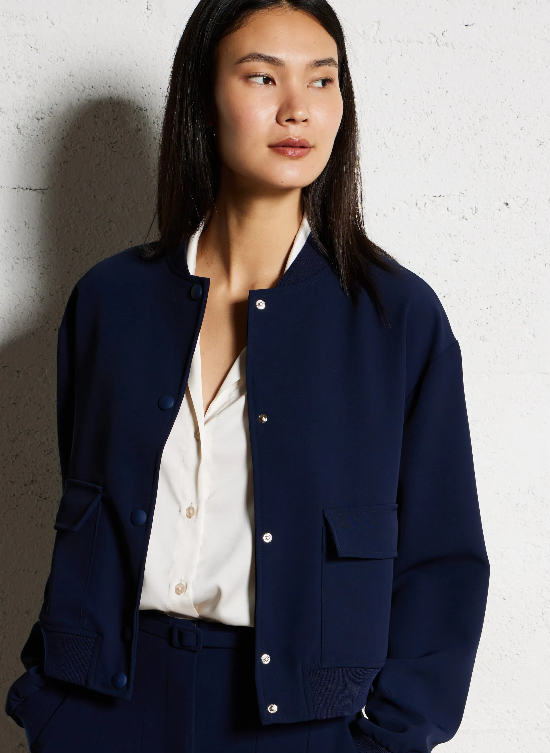 Weit geschnittener, satinierter Blouson Blau