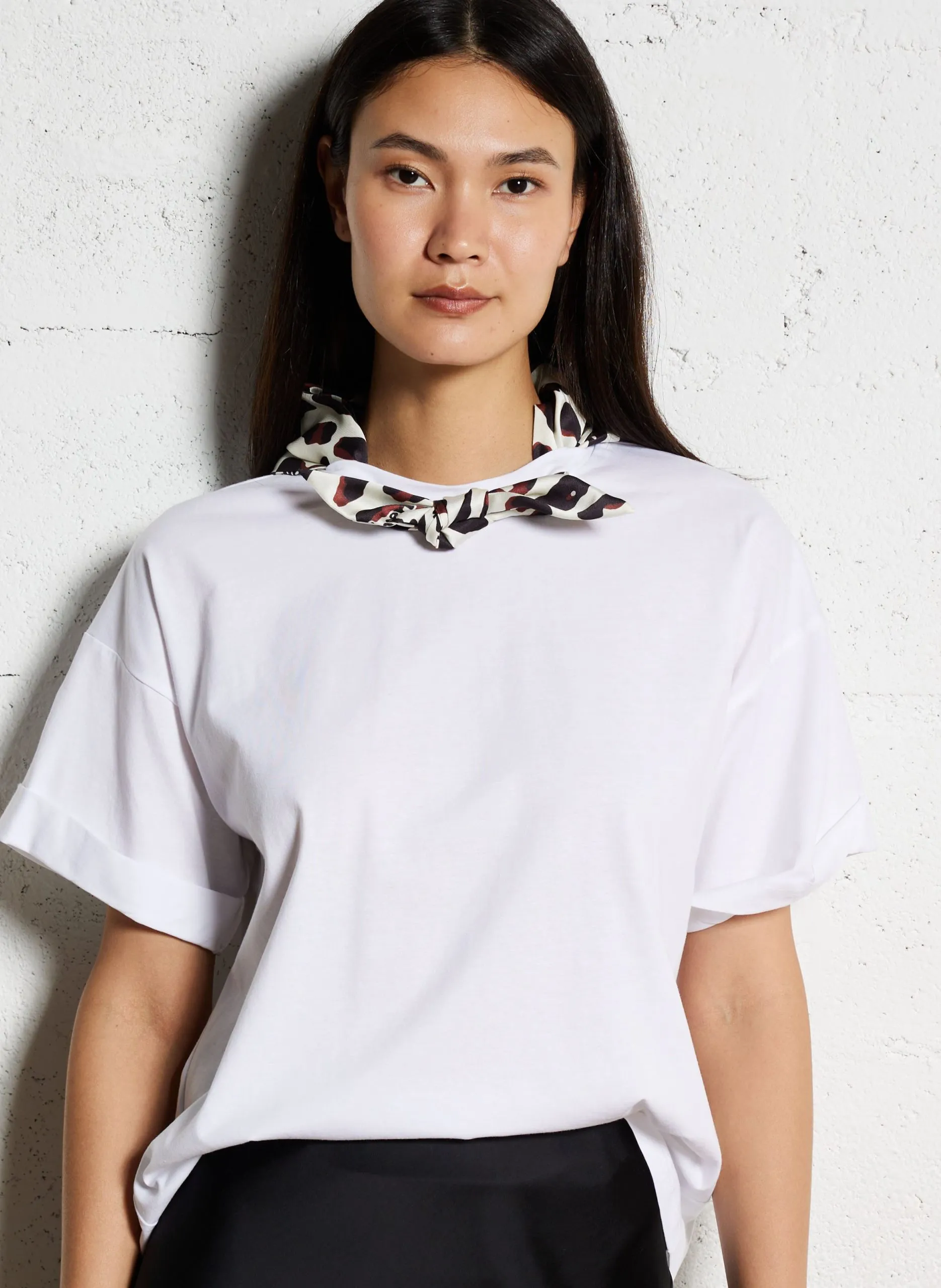 T-Shirt mit integriertem Bandana Weiss