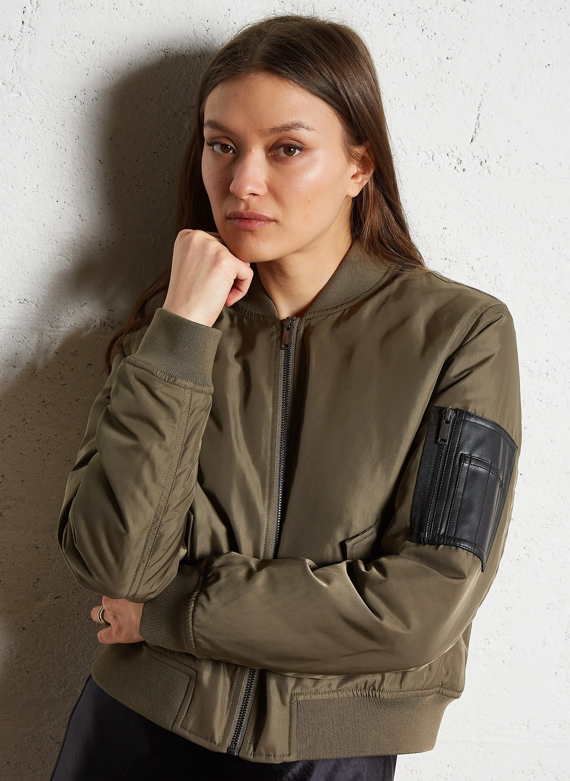 Blouson mit Rundhalskragen Khaki