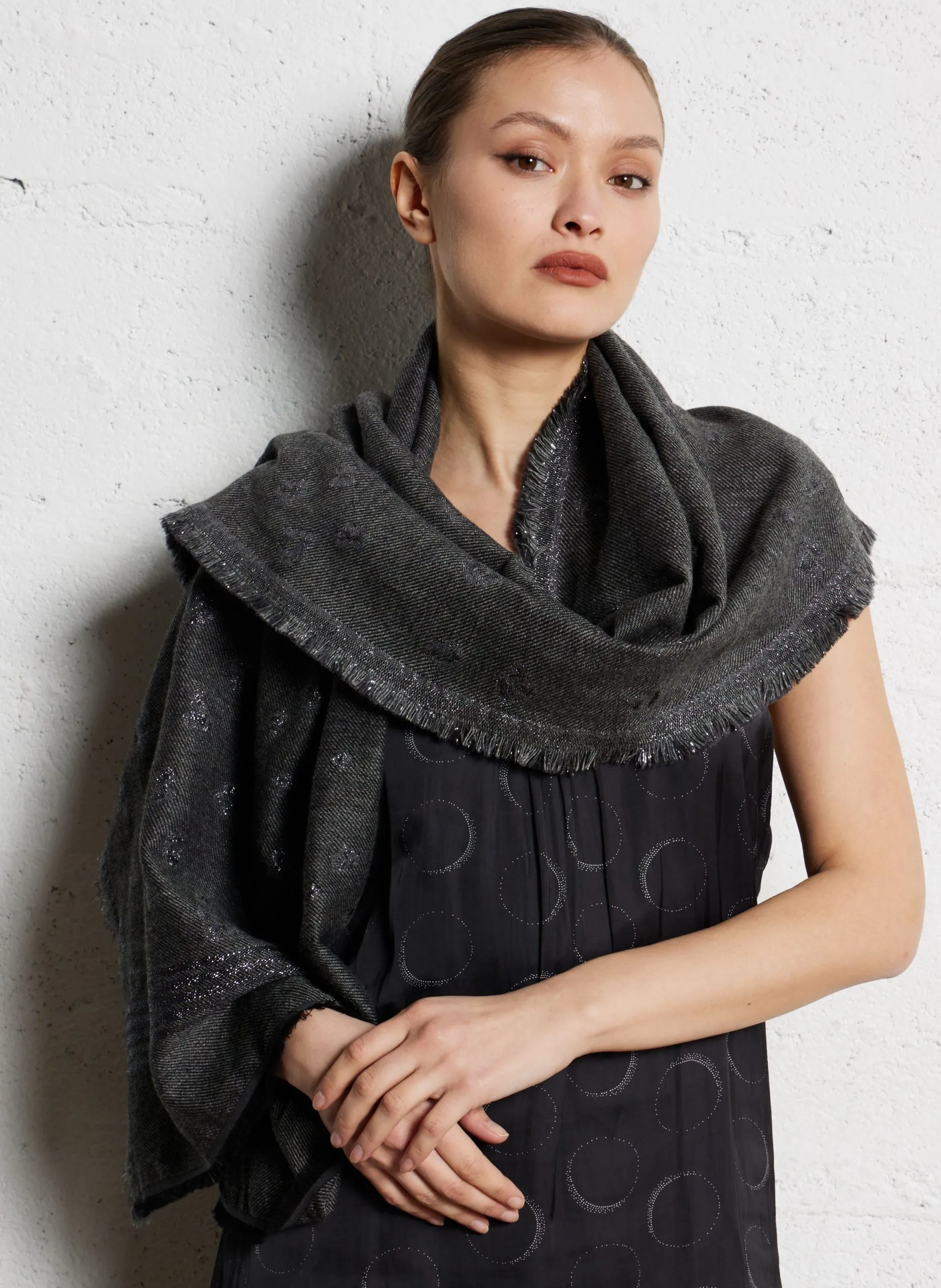 Schal aus Baumwoll-Mix Grau