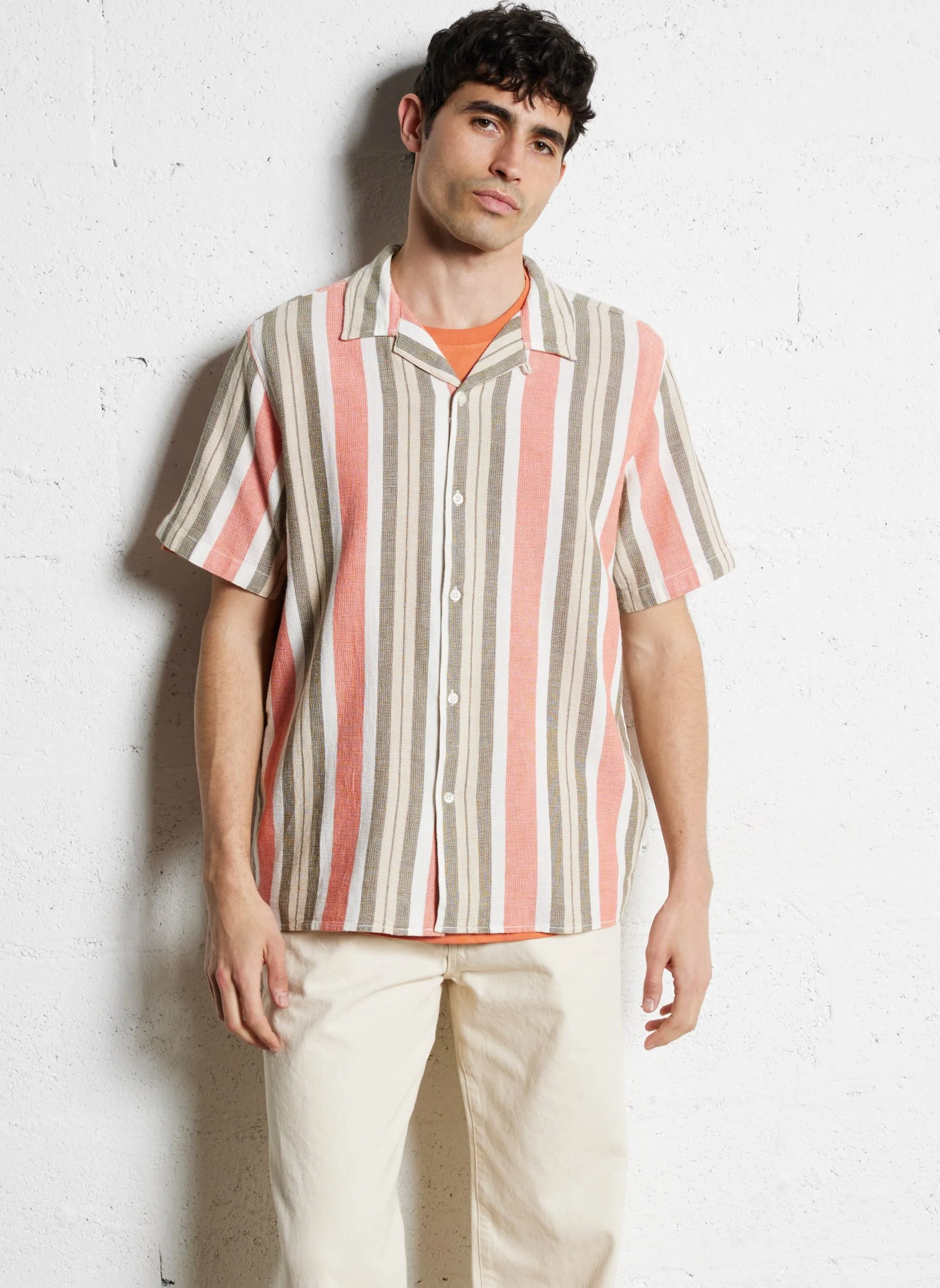 Gerade geschnittenes Hemd aus Bio-Baumwolle mit Streifen Grun