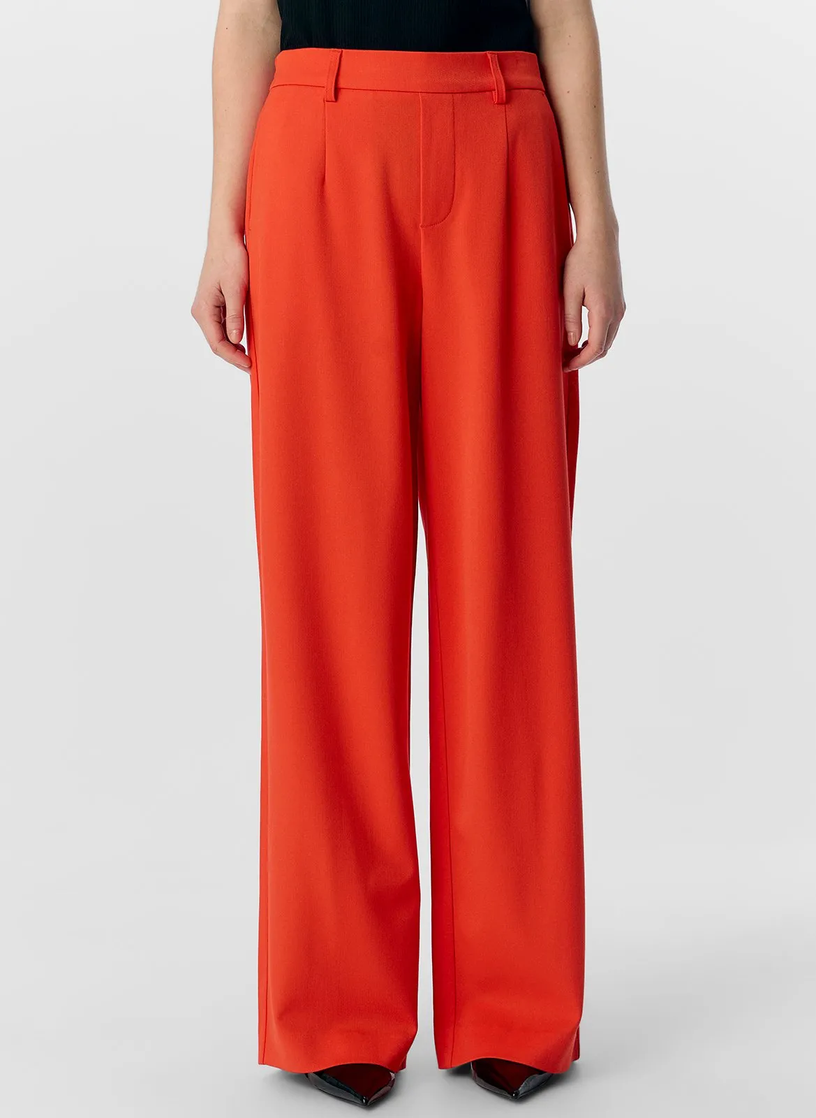 Flieend geschnittene Bundfaltenhose Orange