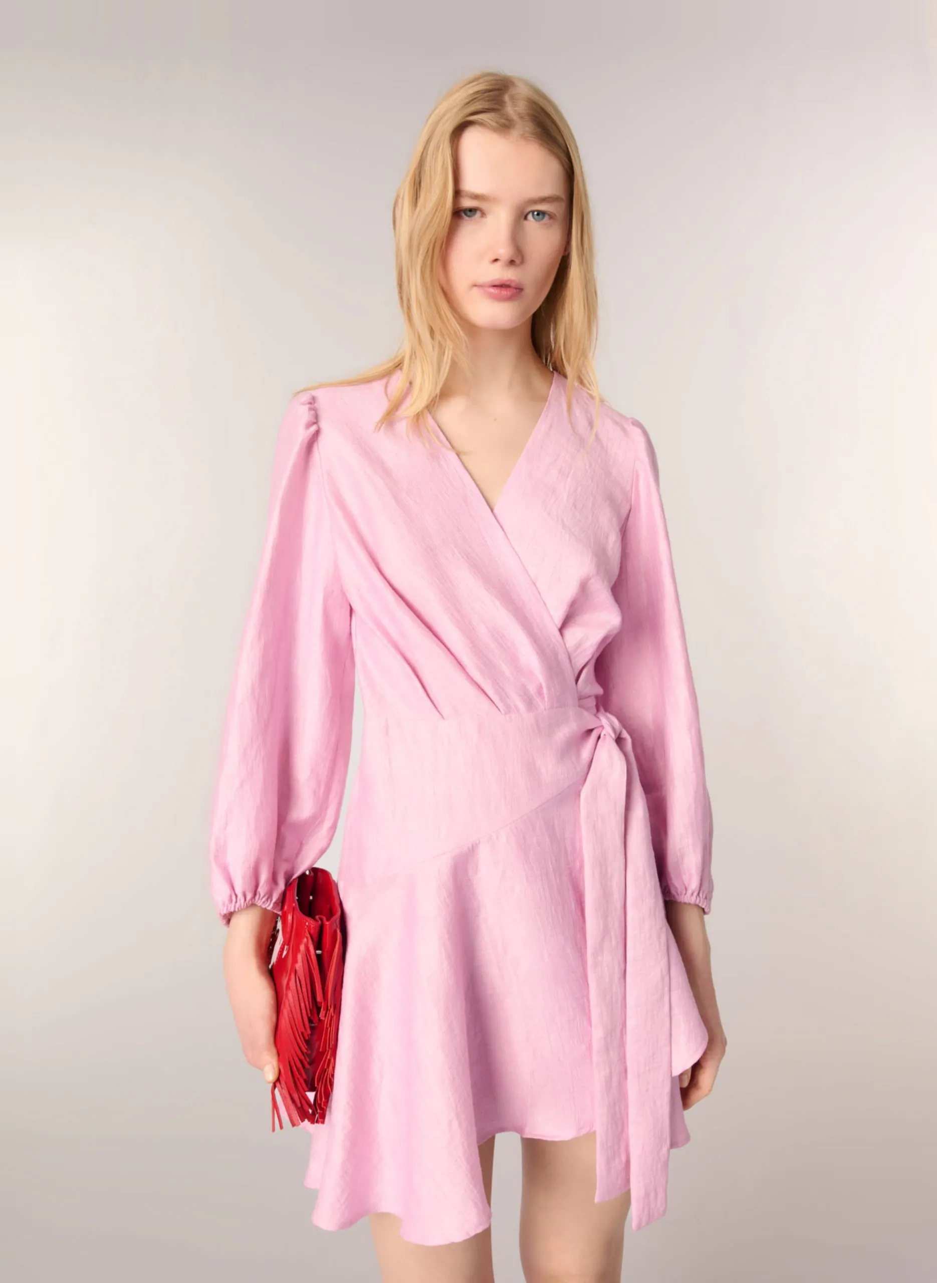 Tailliertes Kurzkleid aus Leinen-Mix mit V-Ausschnitt Rosa