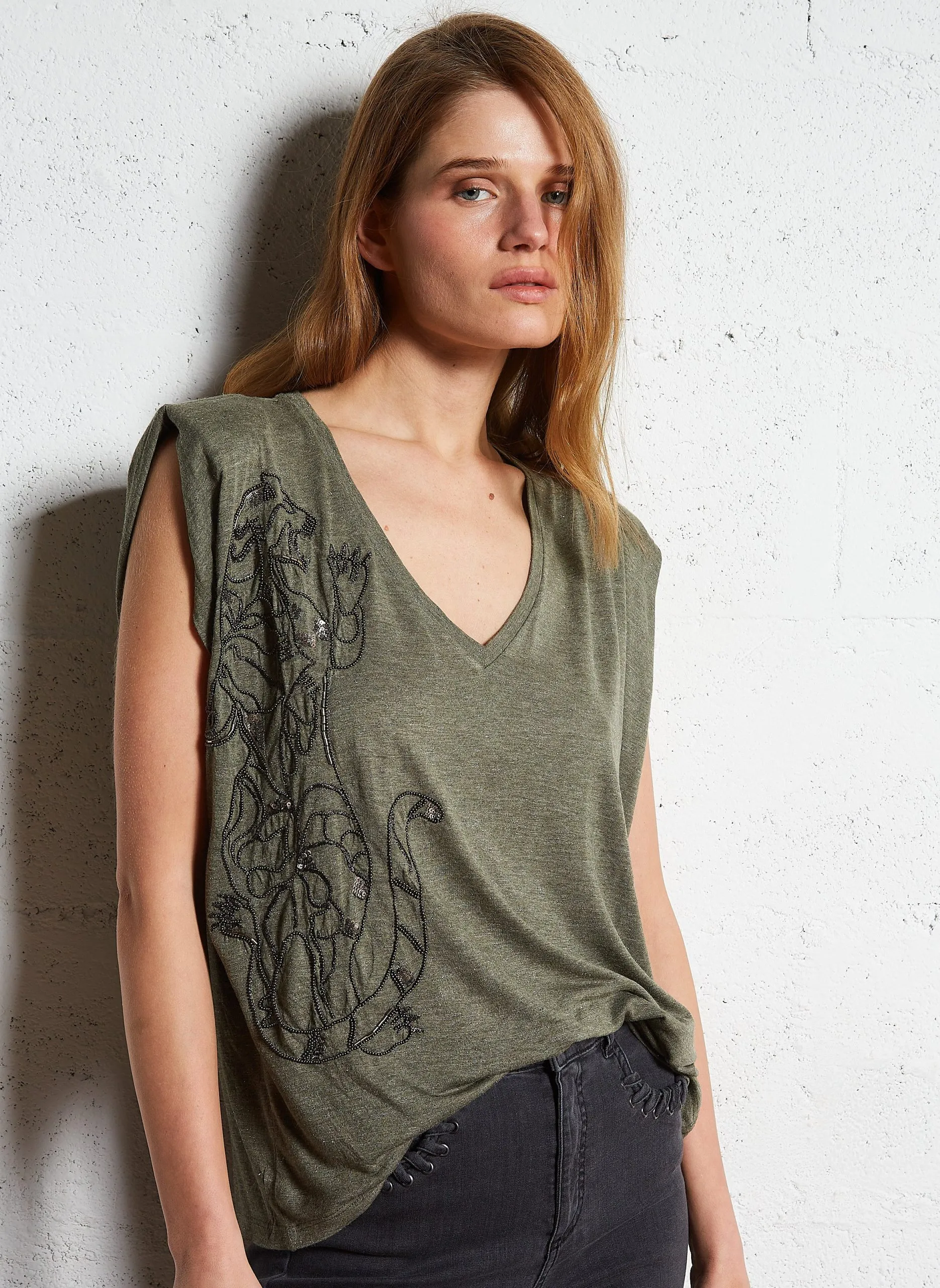 T-Shirt mit kurzen Ärmeln und Stickereien Khaki