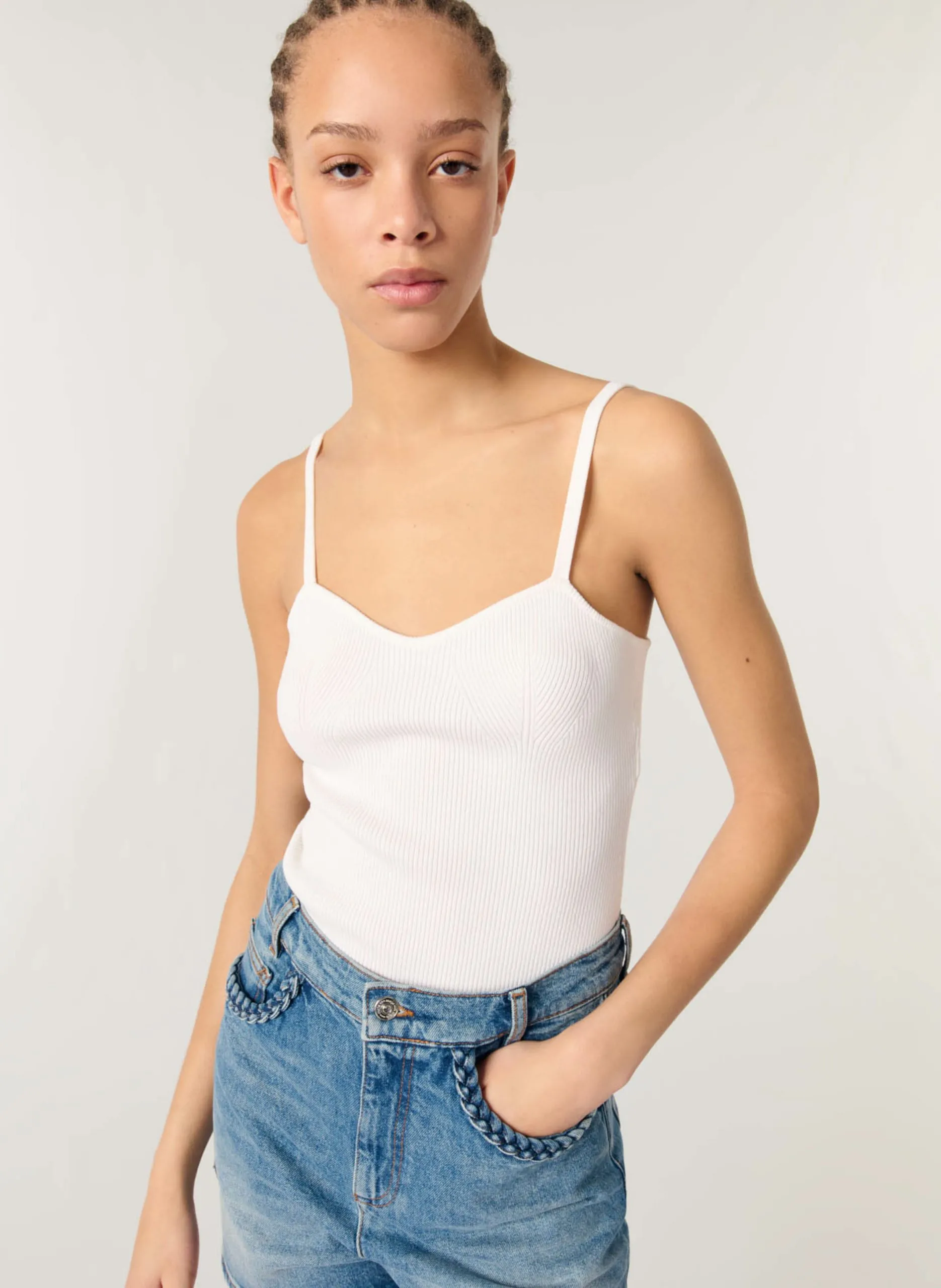 Anliegendes Oberteil Weiss