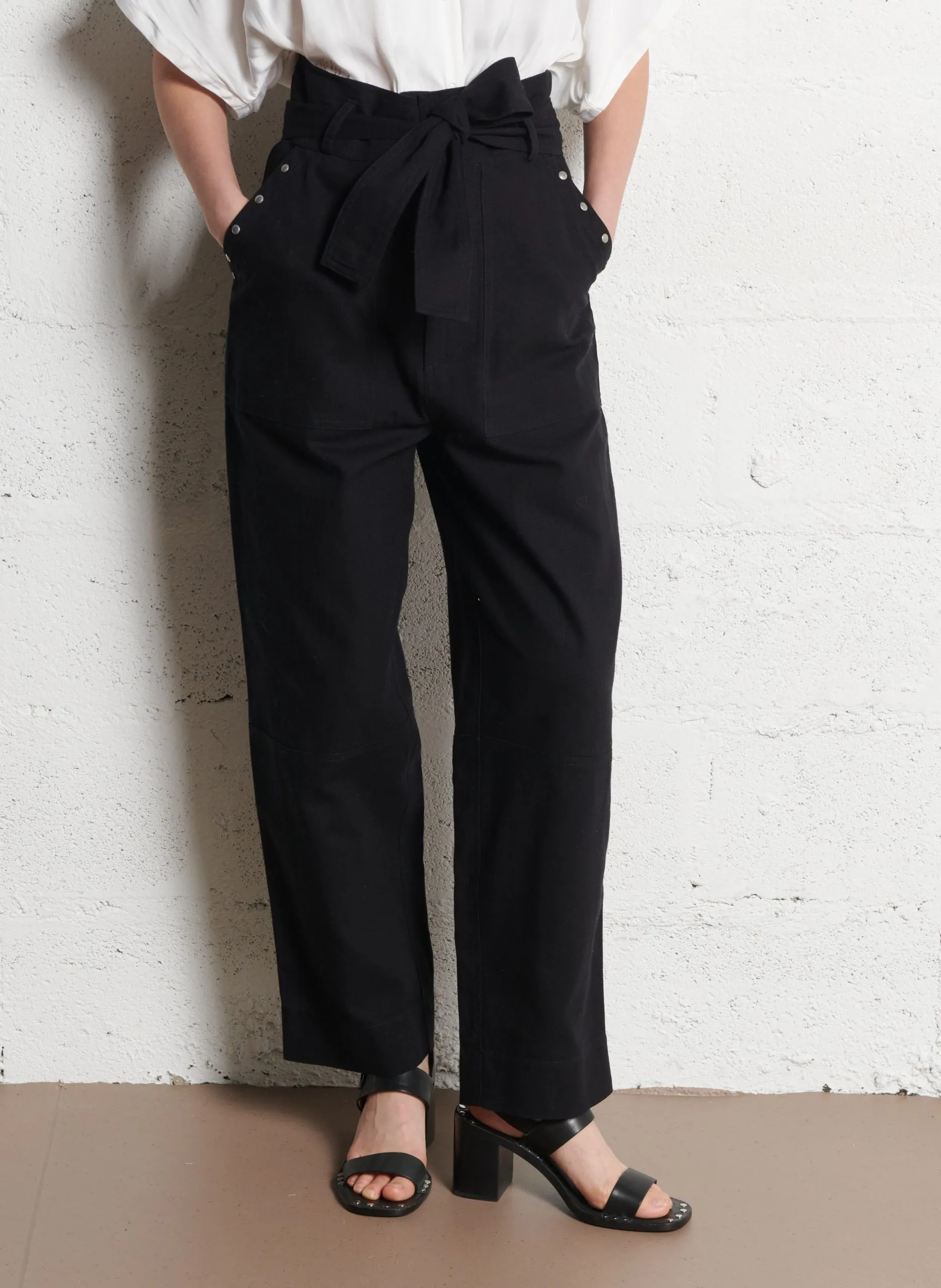 Weit geschnittene Jeans - aus Baumwolle Schwarz EVE