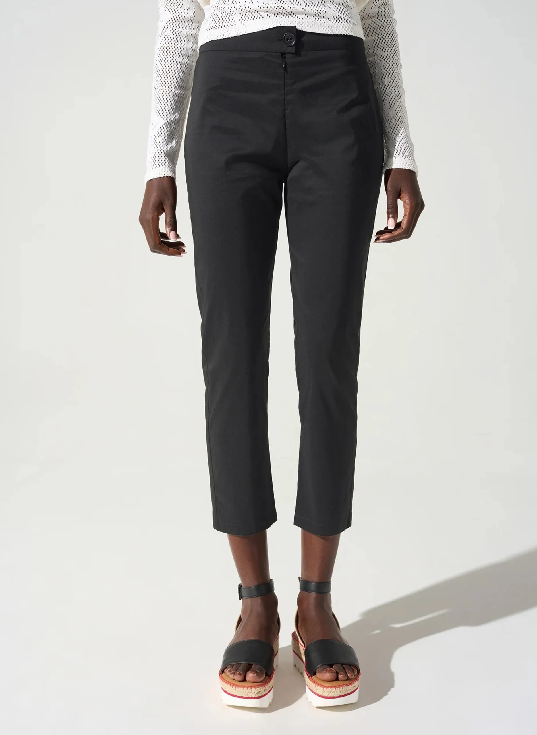 Gerade geschnittene Caprihose aus Baumwoll-Mix Schwarz