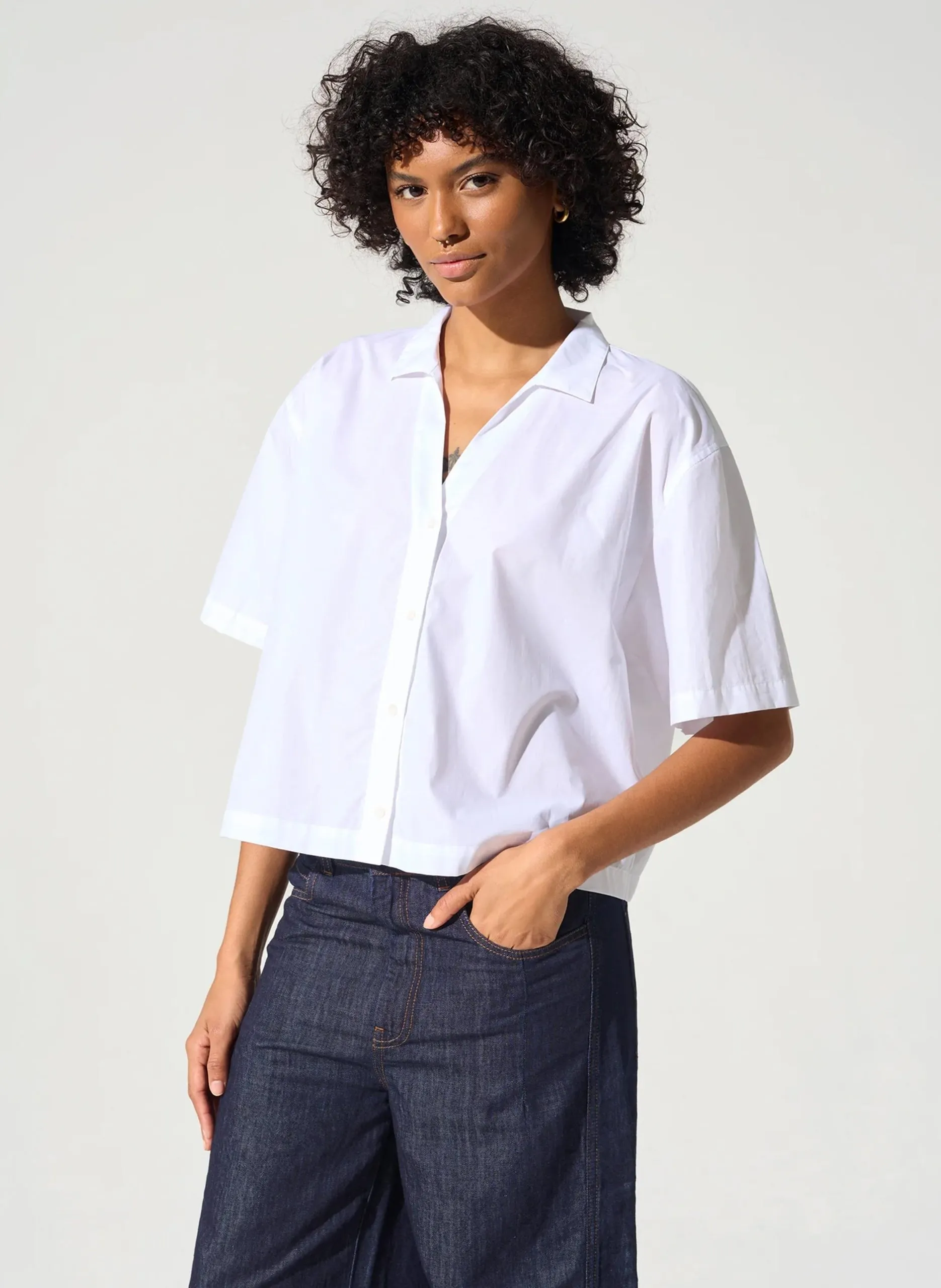 Weites kurzes Baumwollhemd Weiss