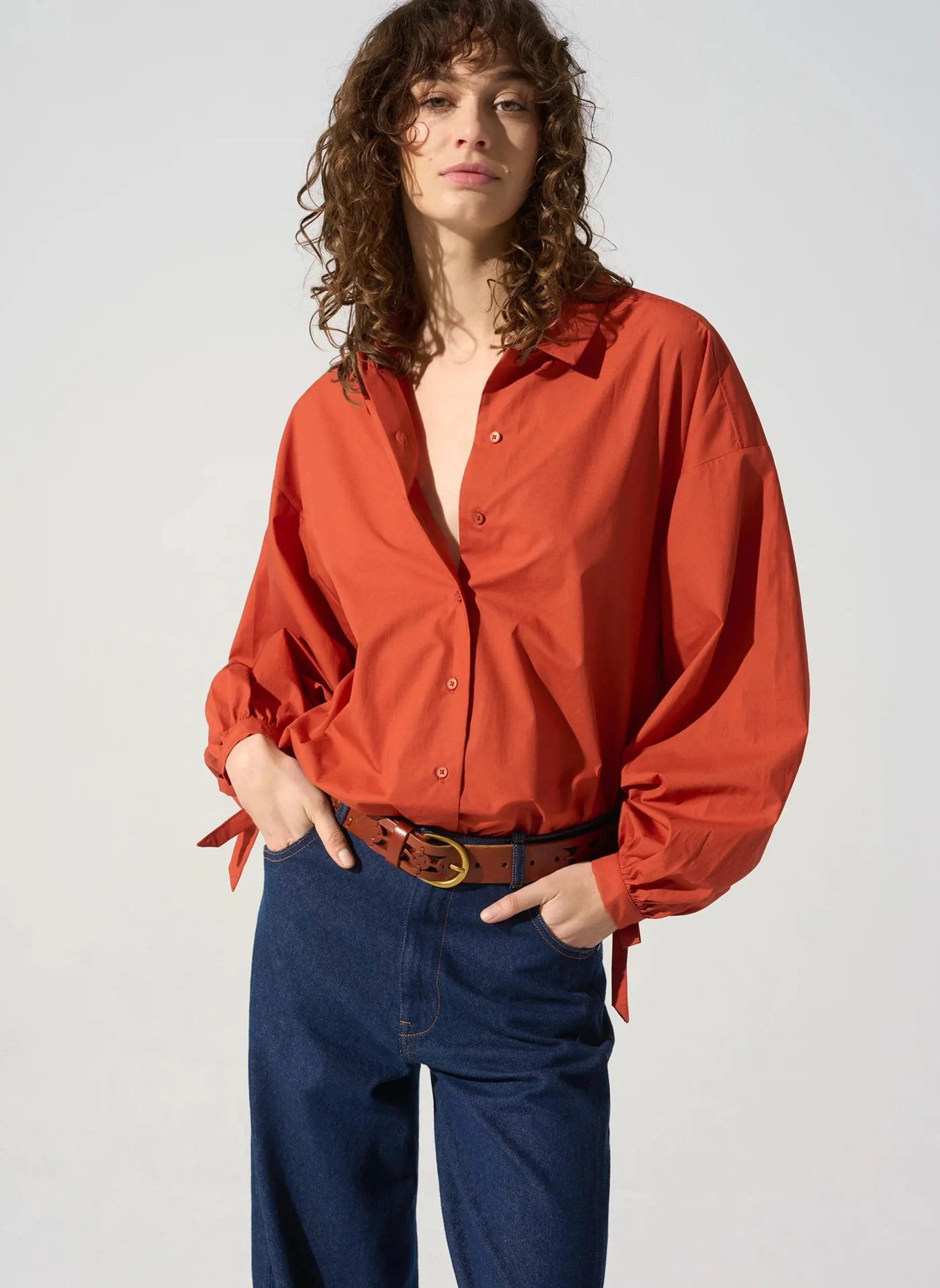 Capri - Einfarbige Oversize-Bluse Rot