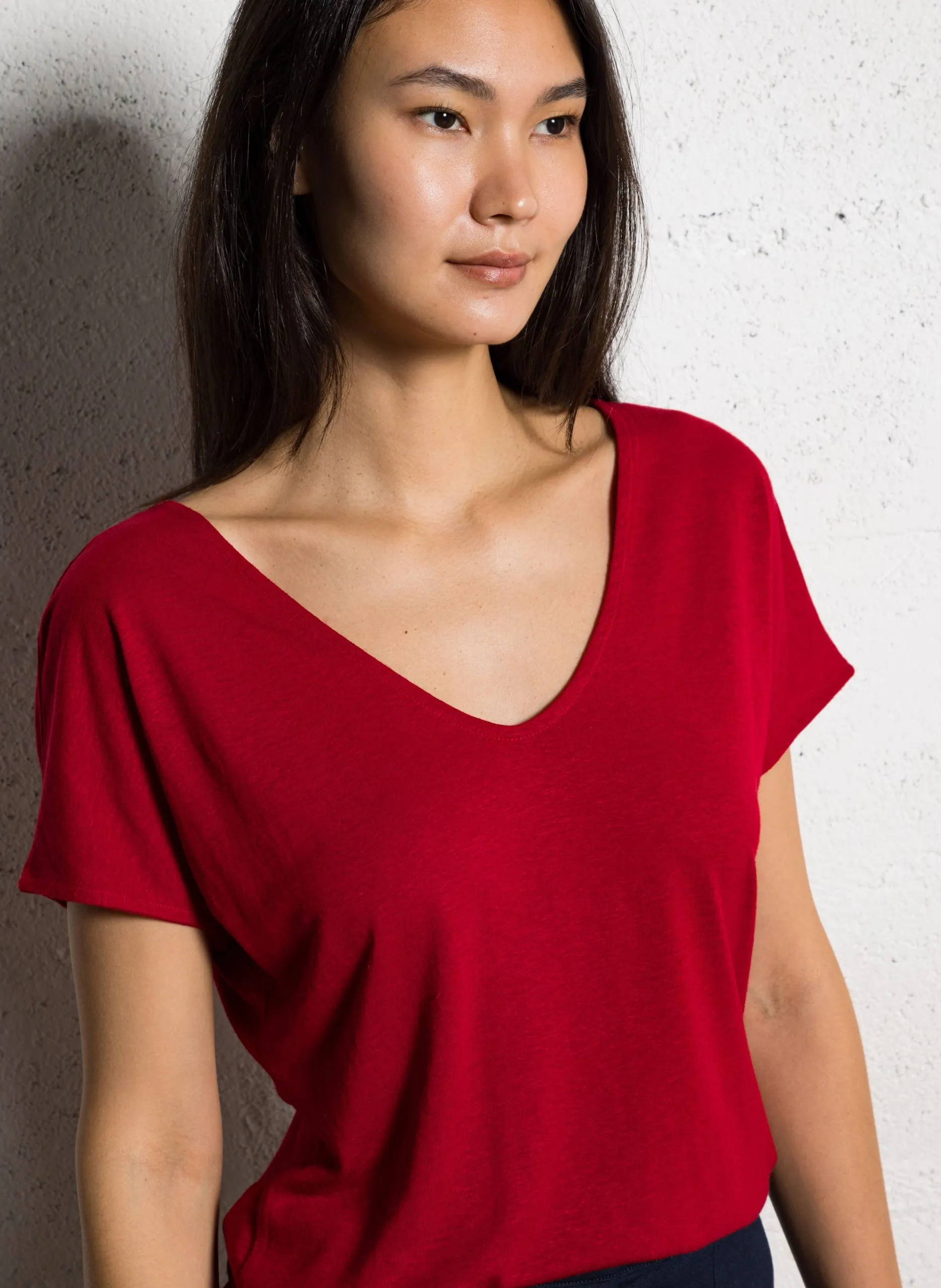 Top aus Crêpe mit V-Ausschnitt Rot
