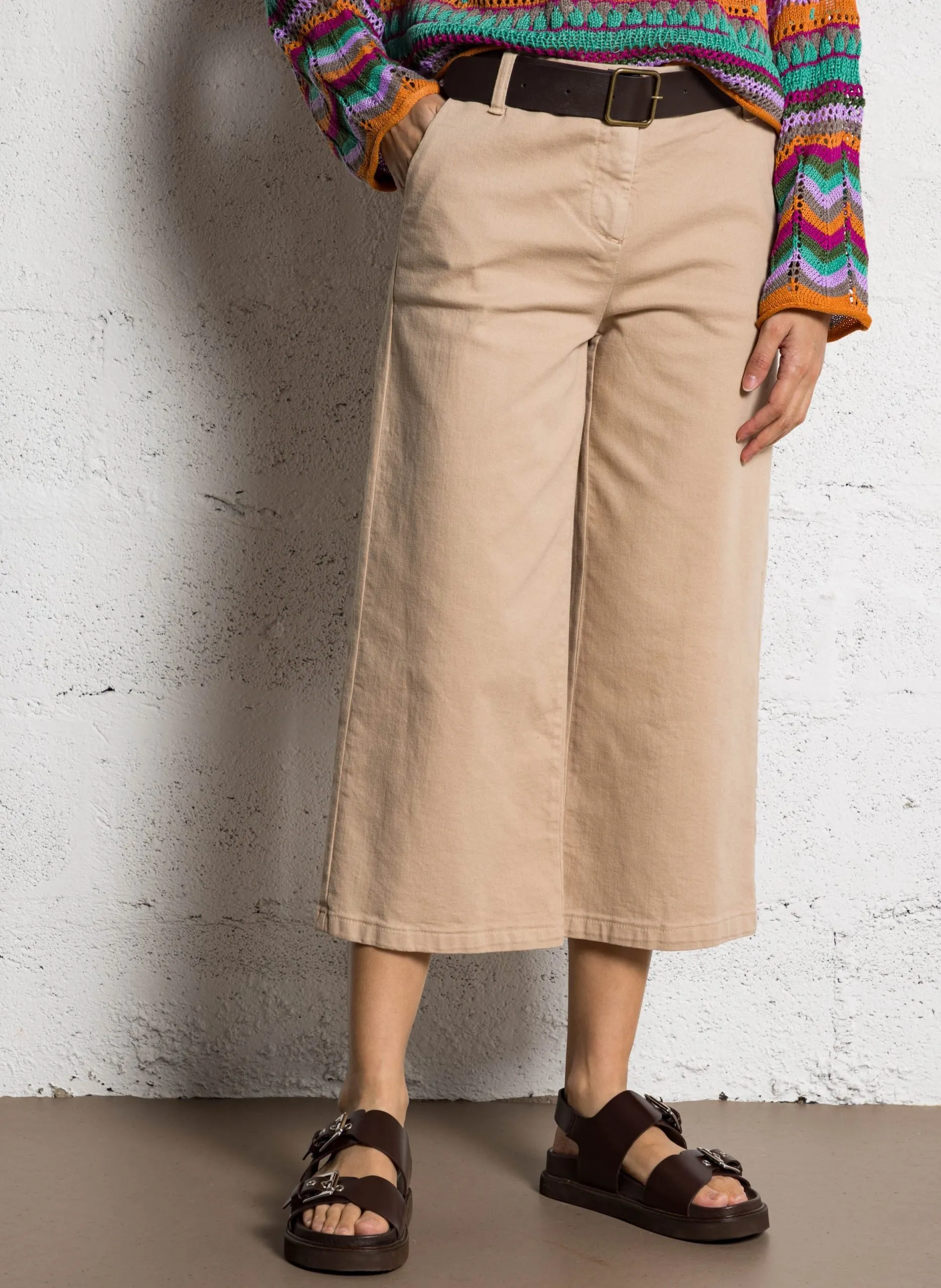 Cropped High Waist Jeans aus Baumwoll-Mix Beige