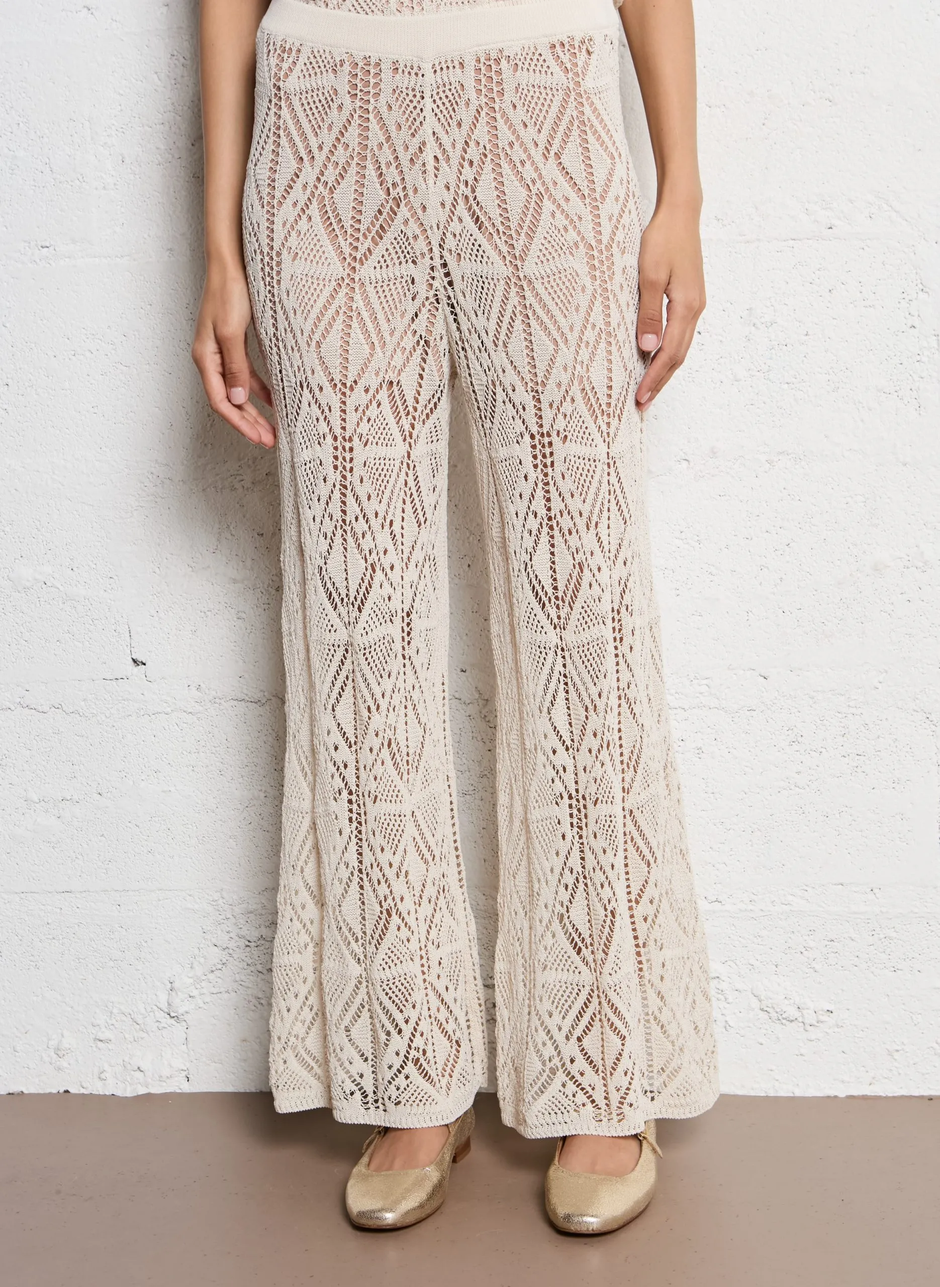 Ausgestellte Hose aus Baumwoll-Mix Beige