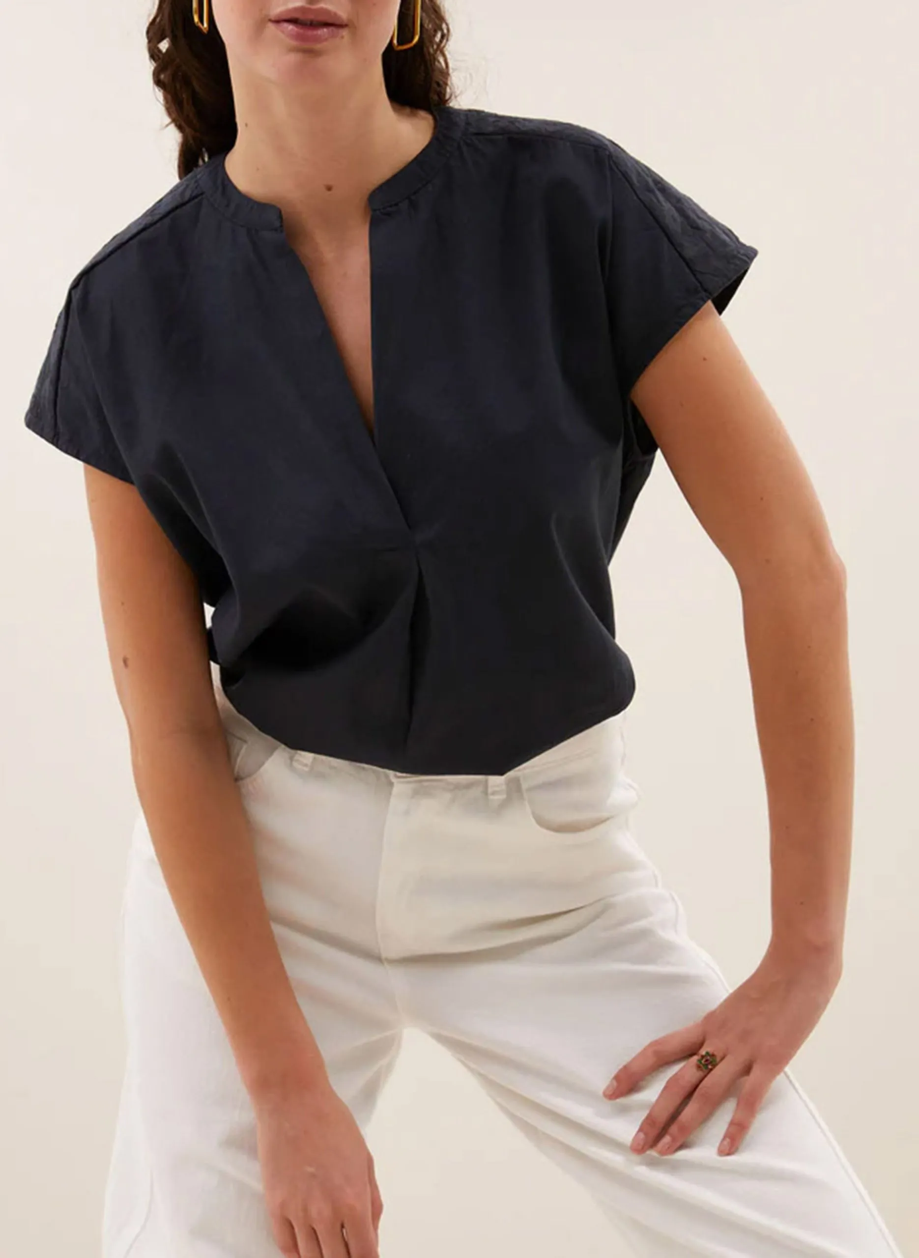 Weite Bluse mit kurzen Ärmeln Blau AMIE