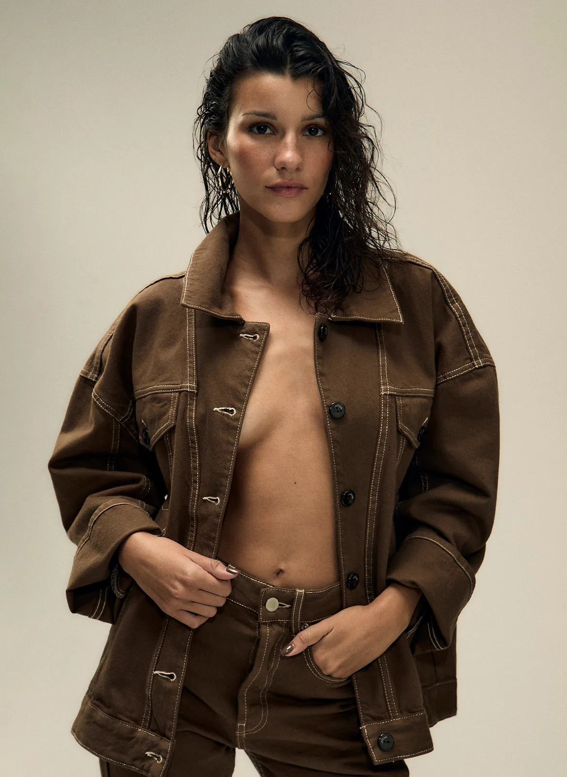 Baumwoll-Jeansjacke mit klassischem Kragen Braun TAMAR